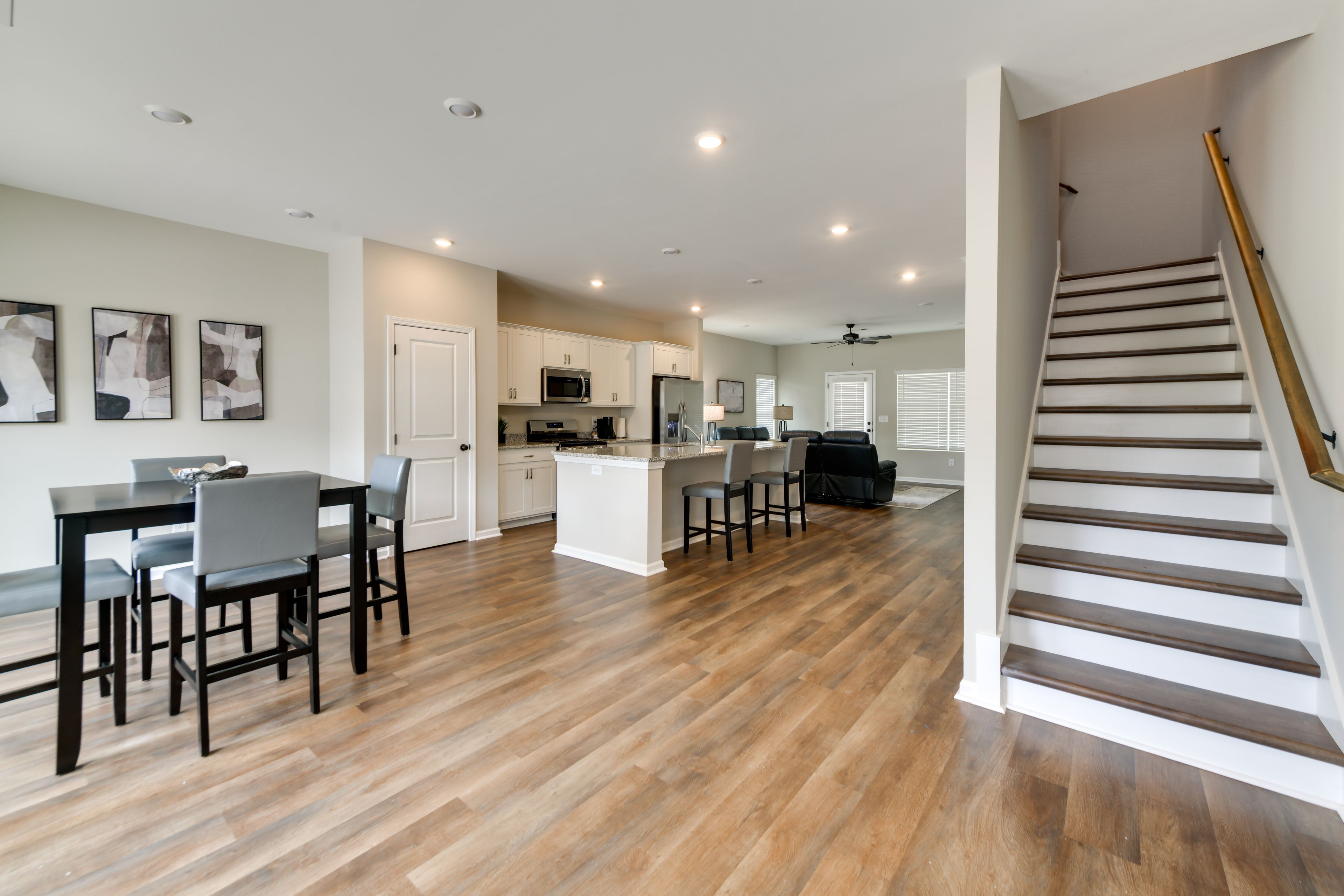 2nd Floor Access