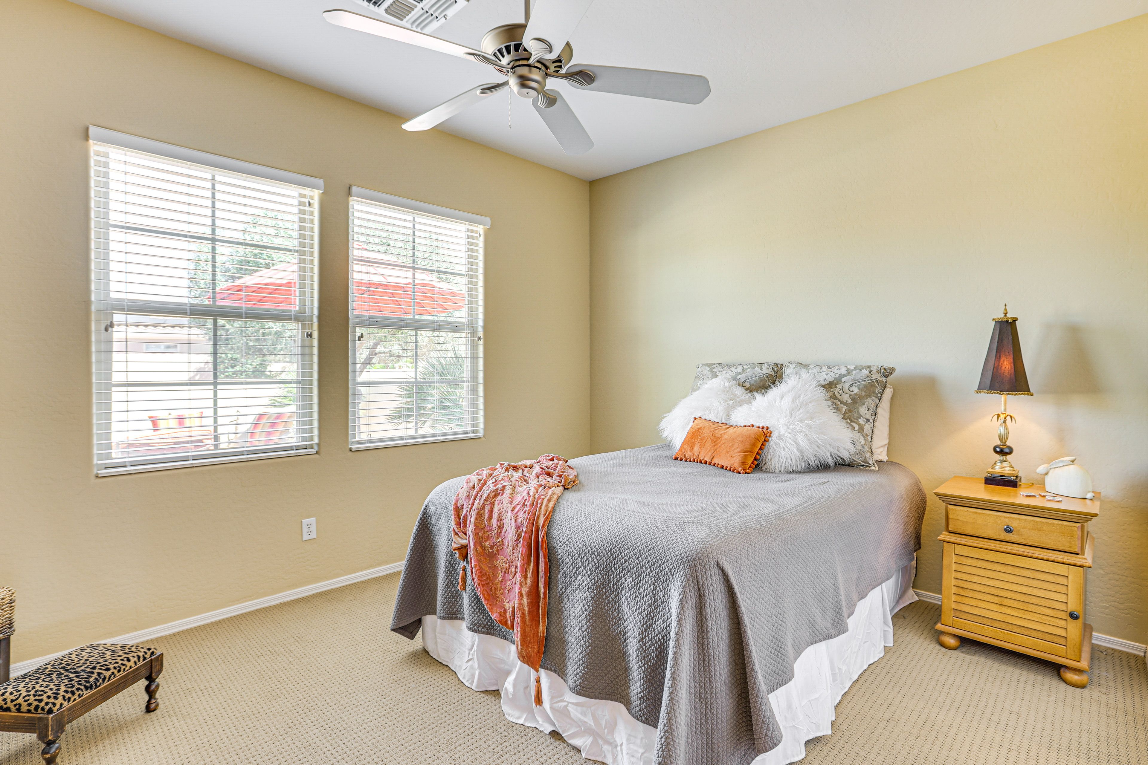 Bedroom 2 | Queen Bed