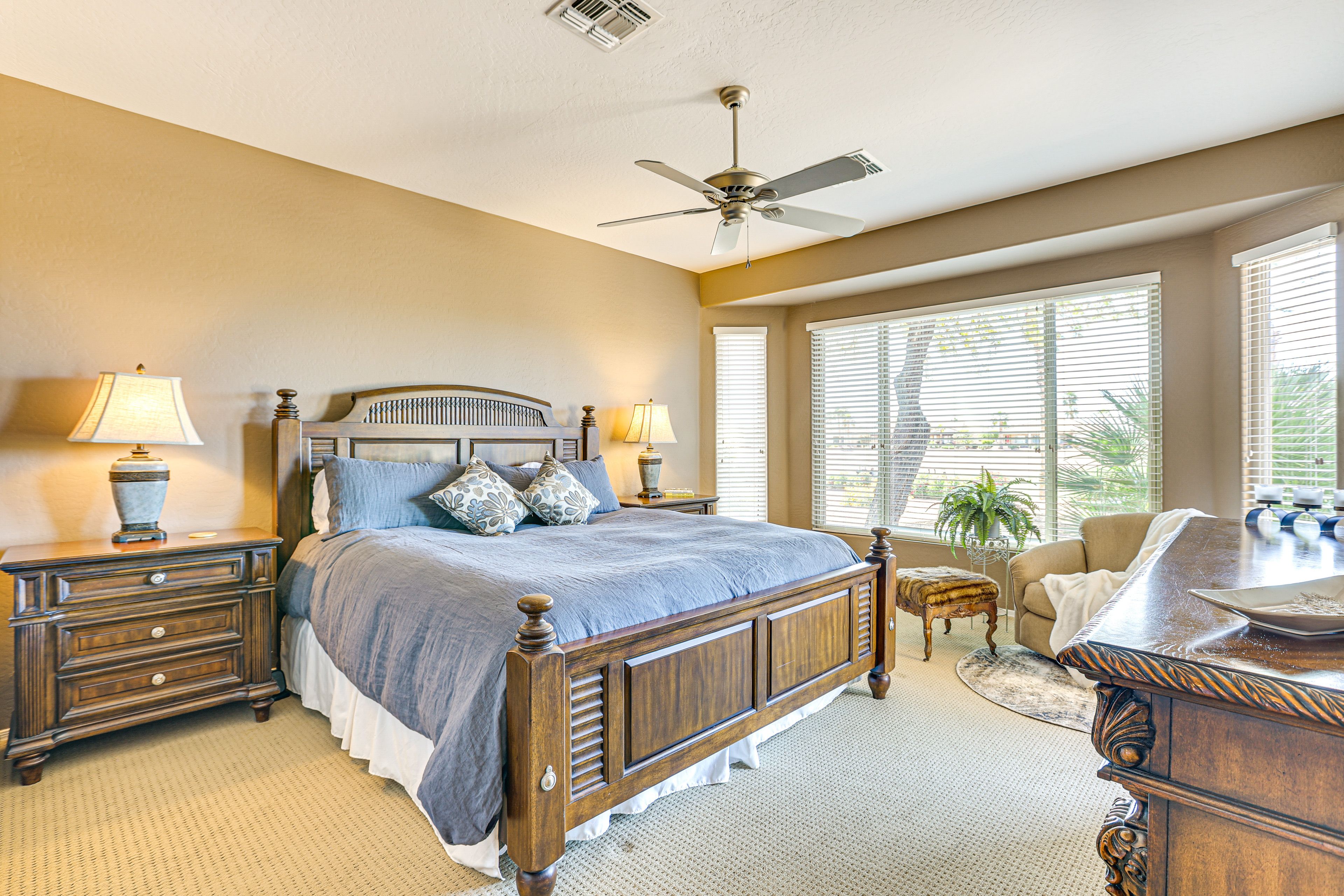 Bedroom 1 | King Bed | Linens Provided