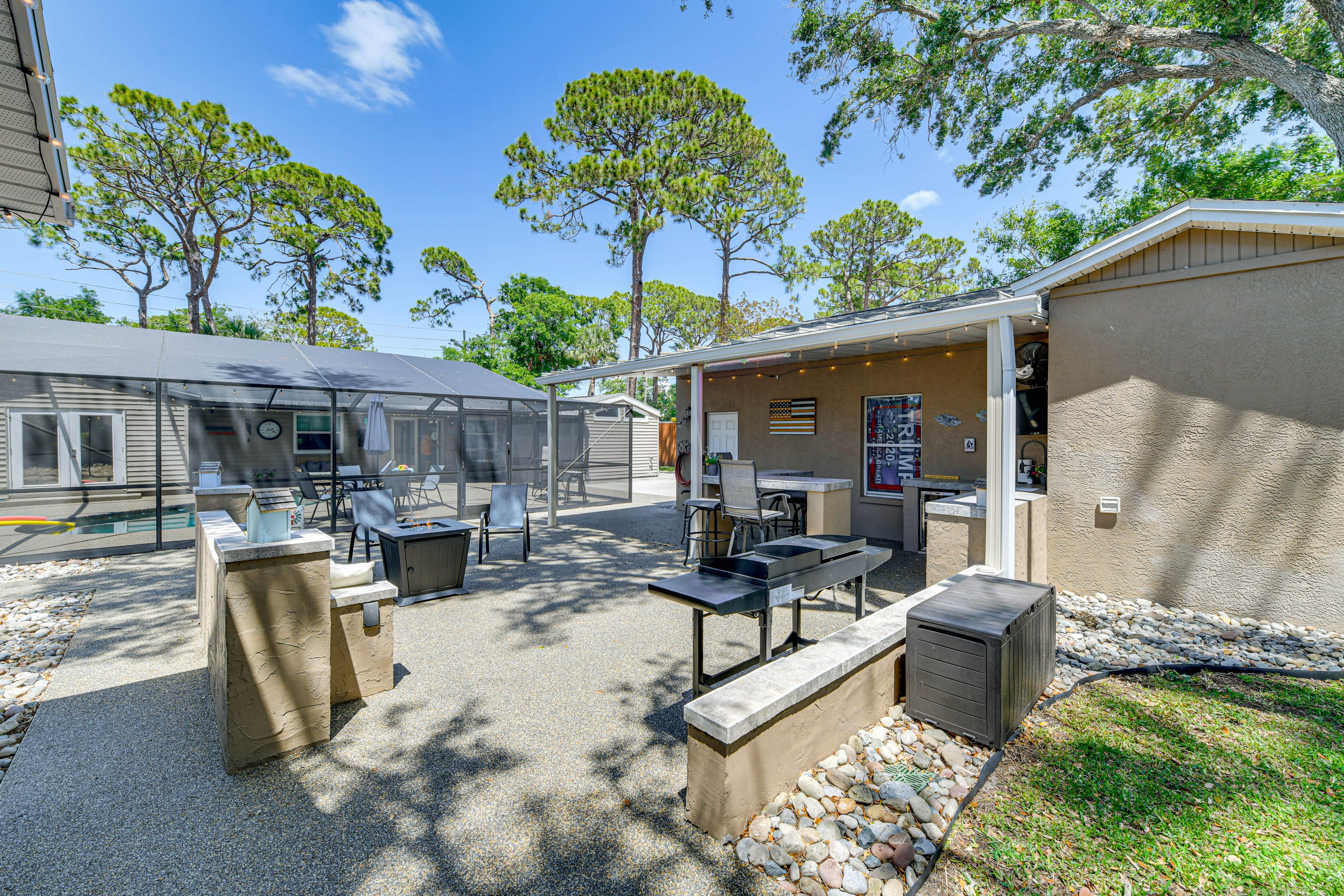 Shared Amenities | Furnished Patio | Fire Pit | Grill