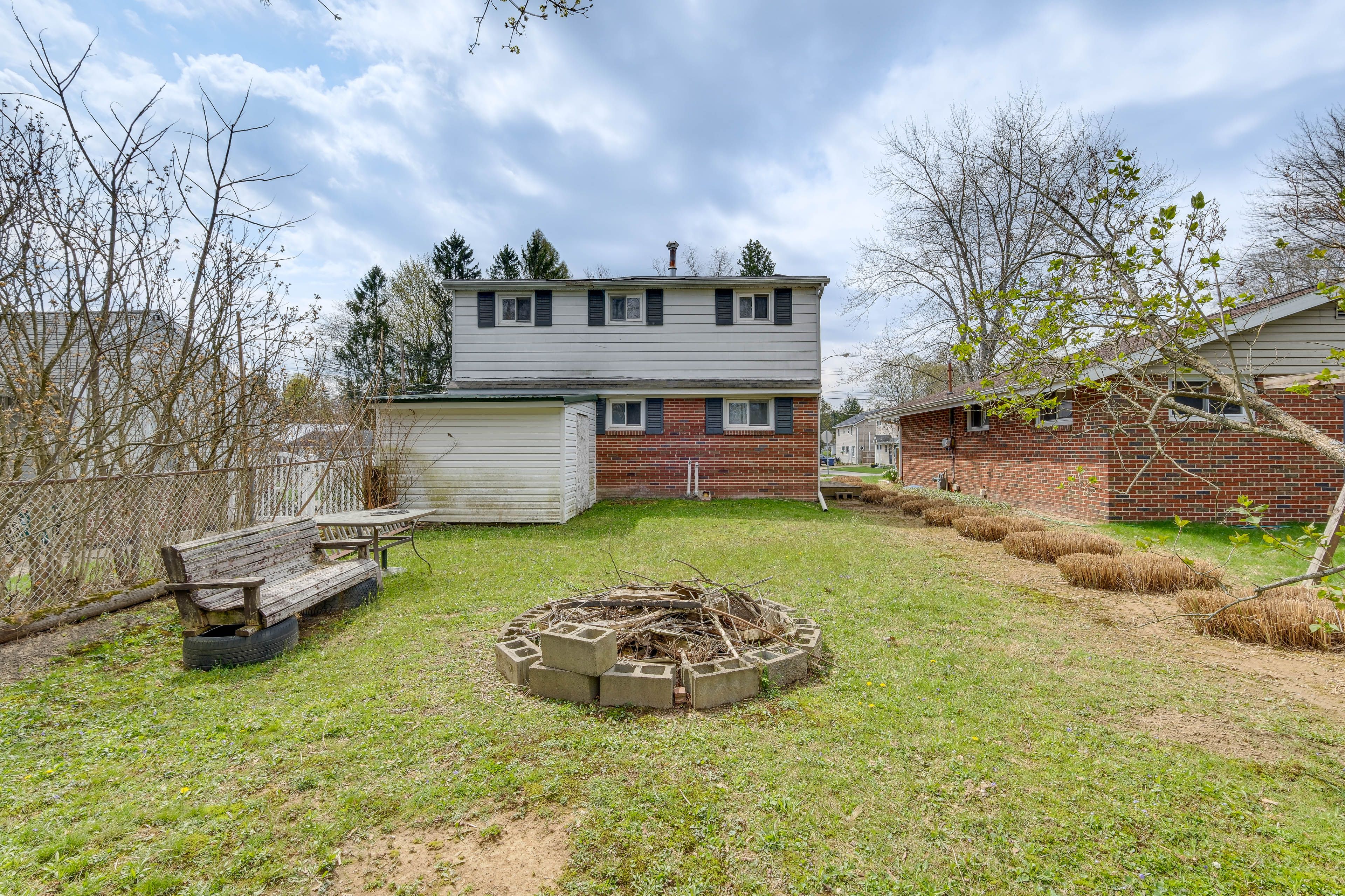 Backyard | Fire Pit