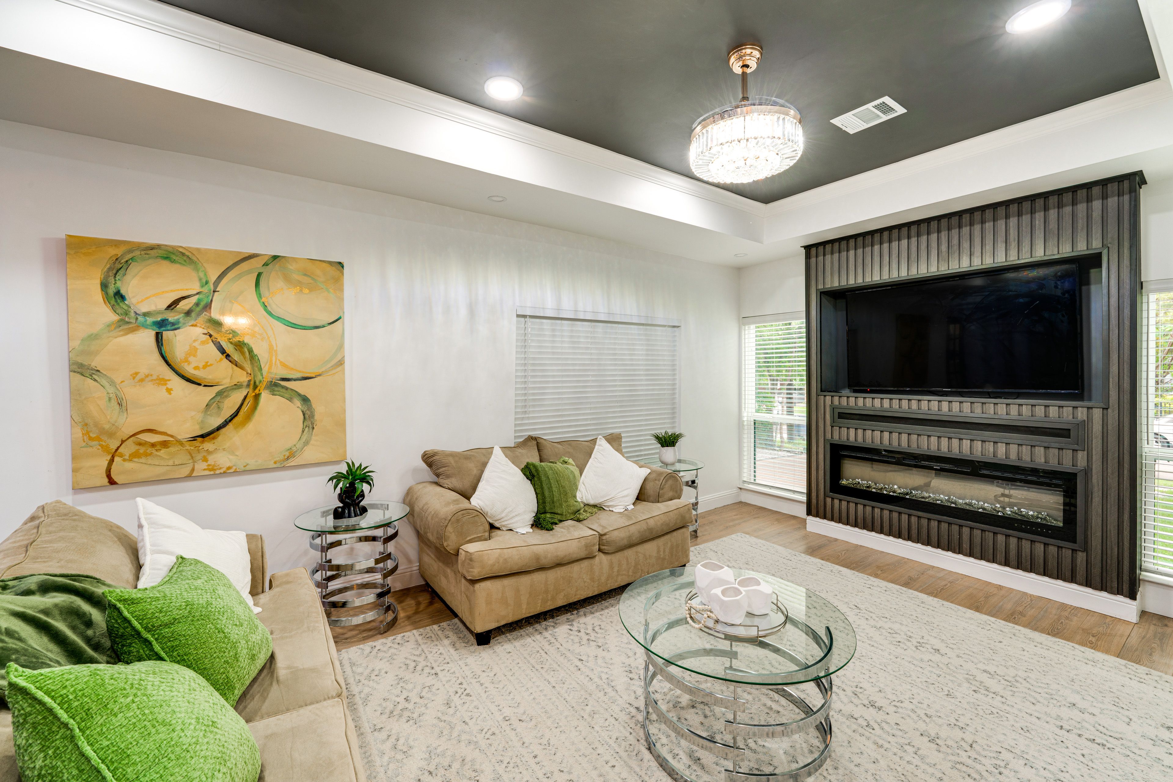 Dallas Vacation Rental | 3BR | 2BA | 1,350 Sq Ft | 4 Steps to Enter