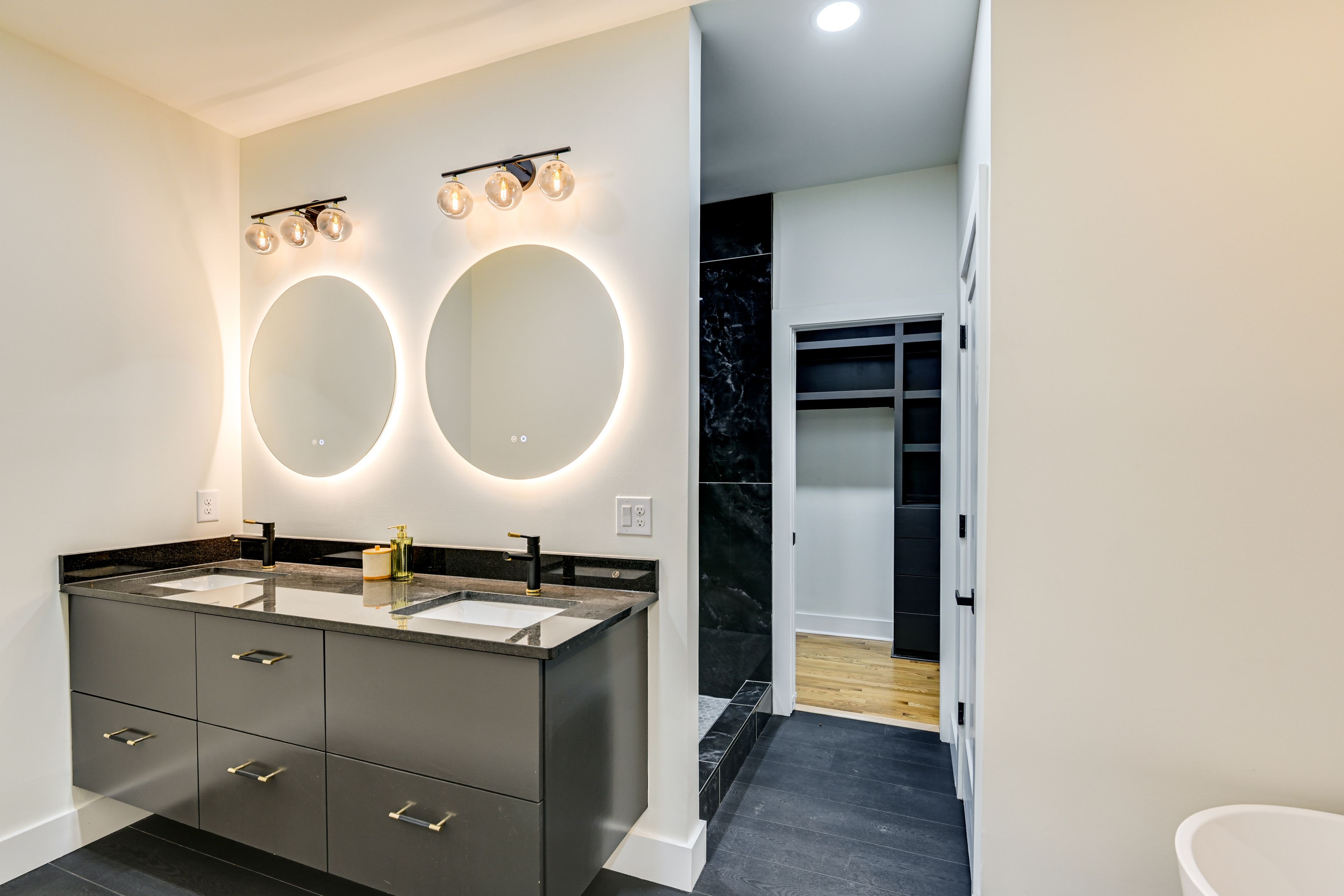 En-Suite Bathroom | Shower | 2nd Floor