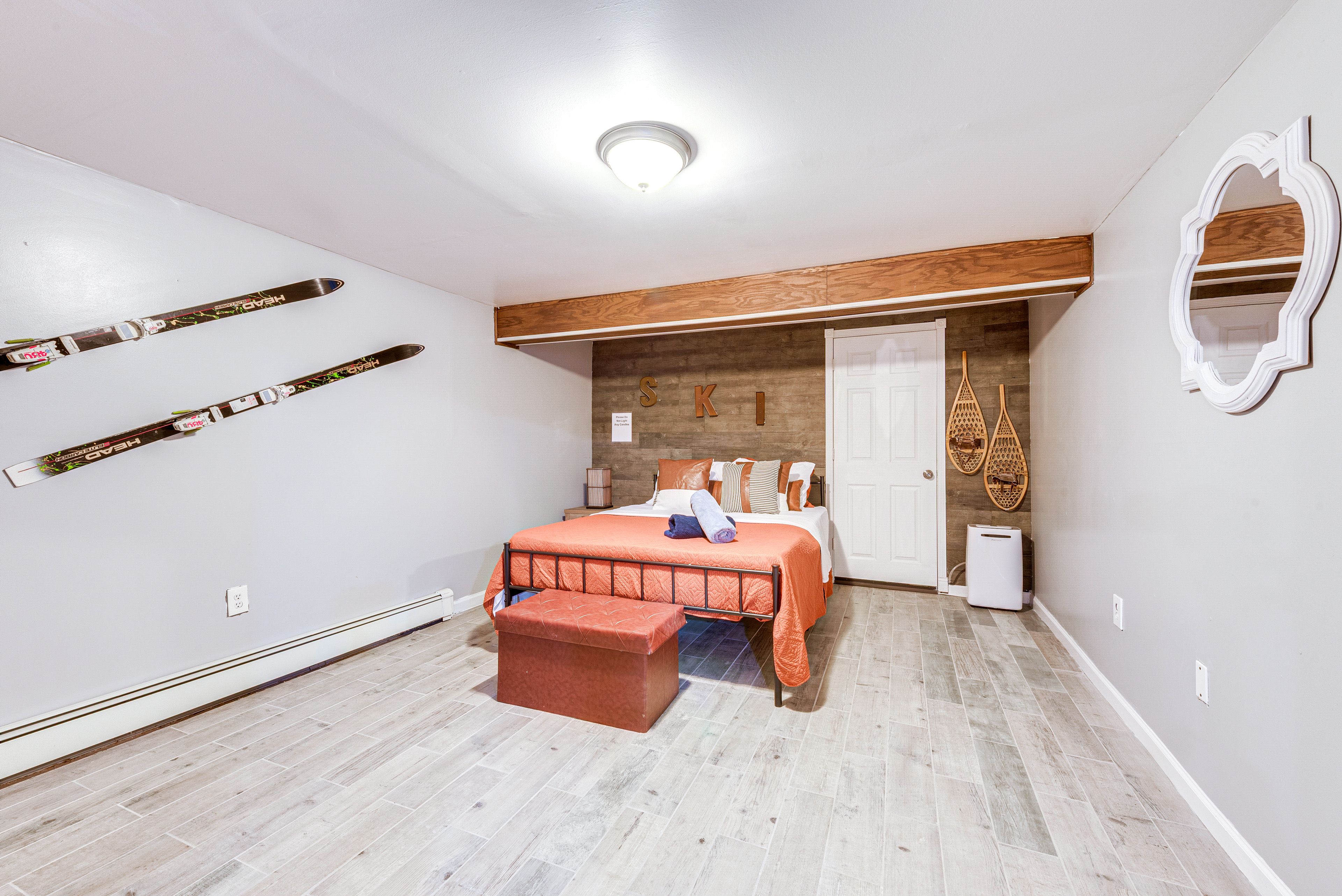 Bonus Room 1 | 3rd Floor | Queen Bed | Linens Provided