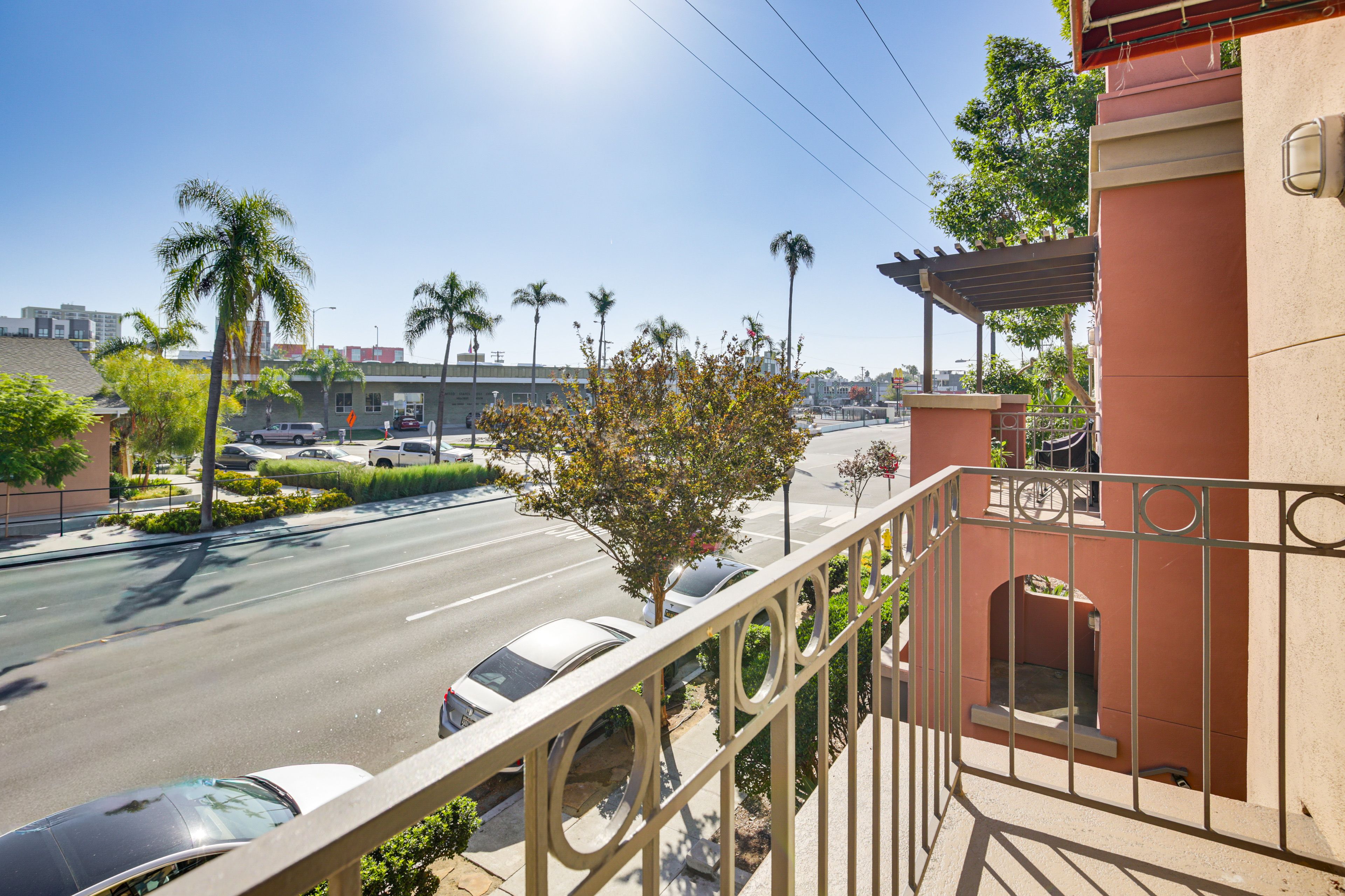 Private Balcony | 2nd Floor