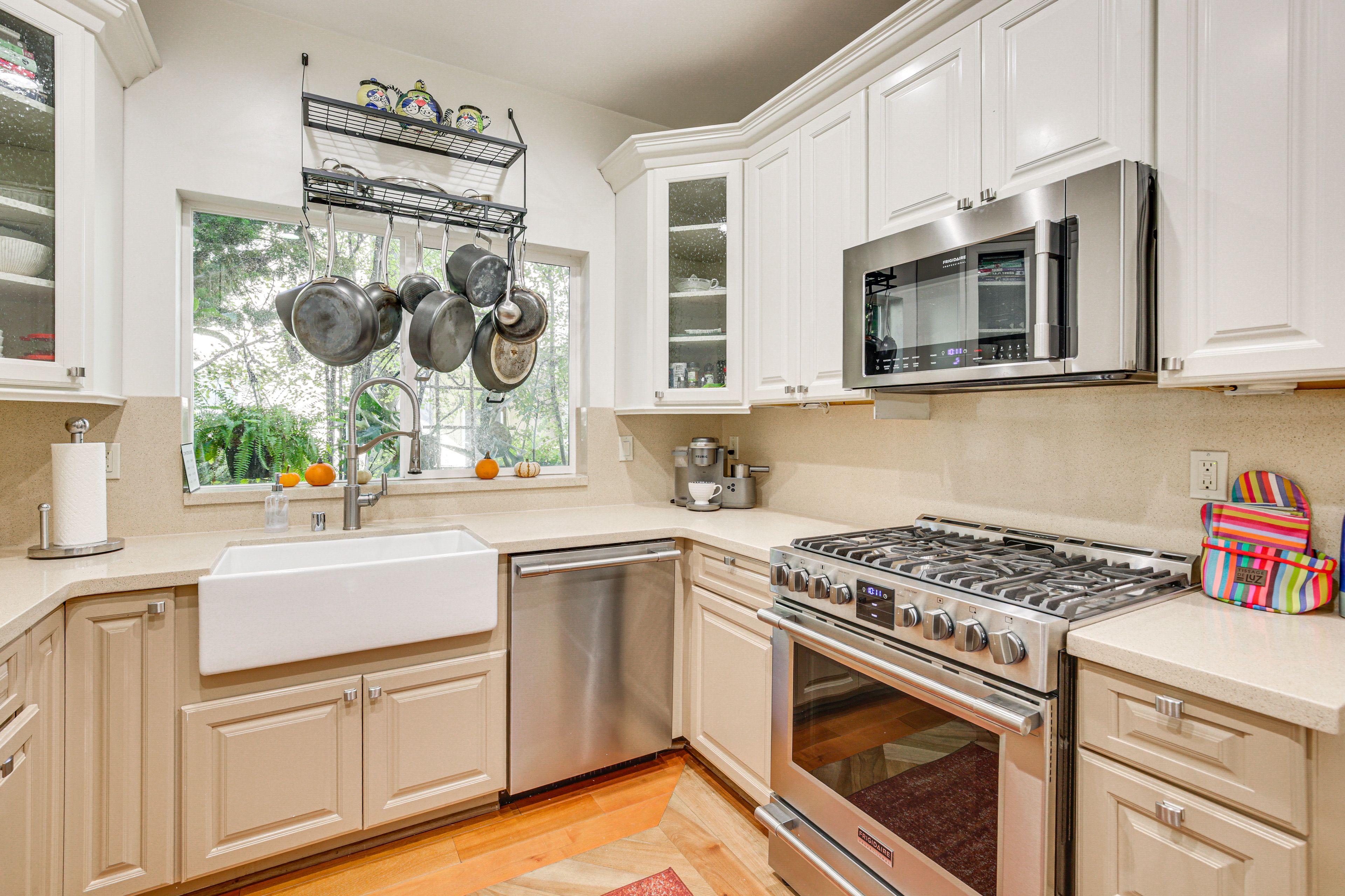 Kitchen | 1st Floor | Keurig Coffee & Latte Maker