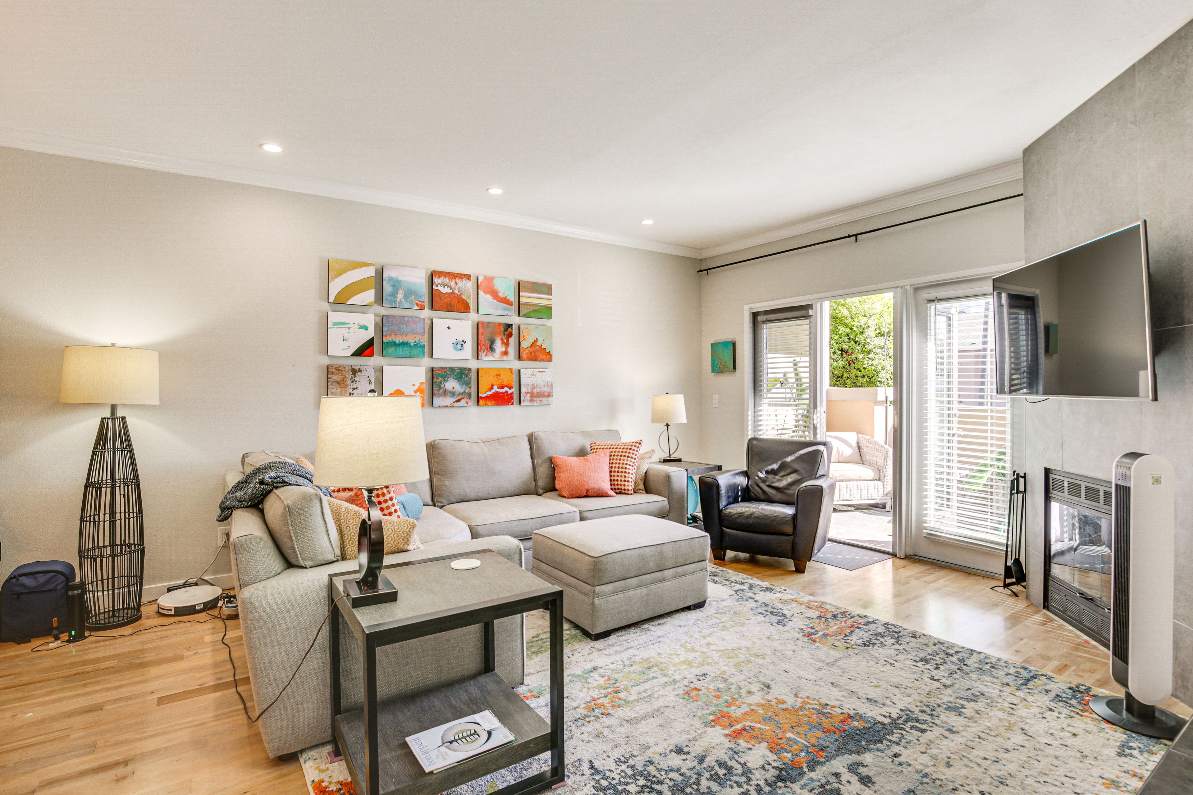 Living Room | 1st Floor | Free WiFi | 1 Interior Step Required