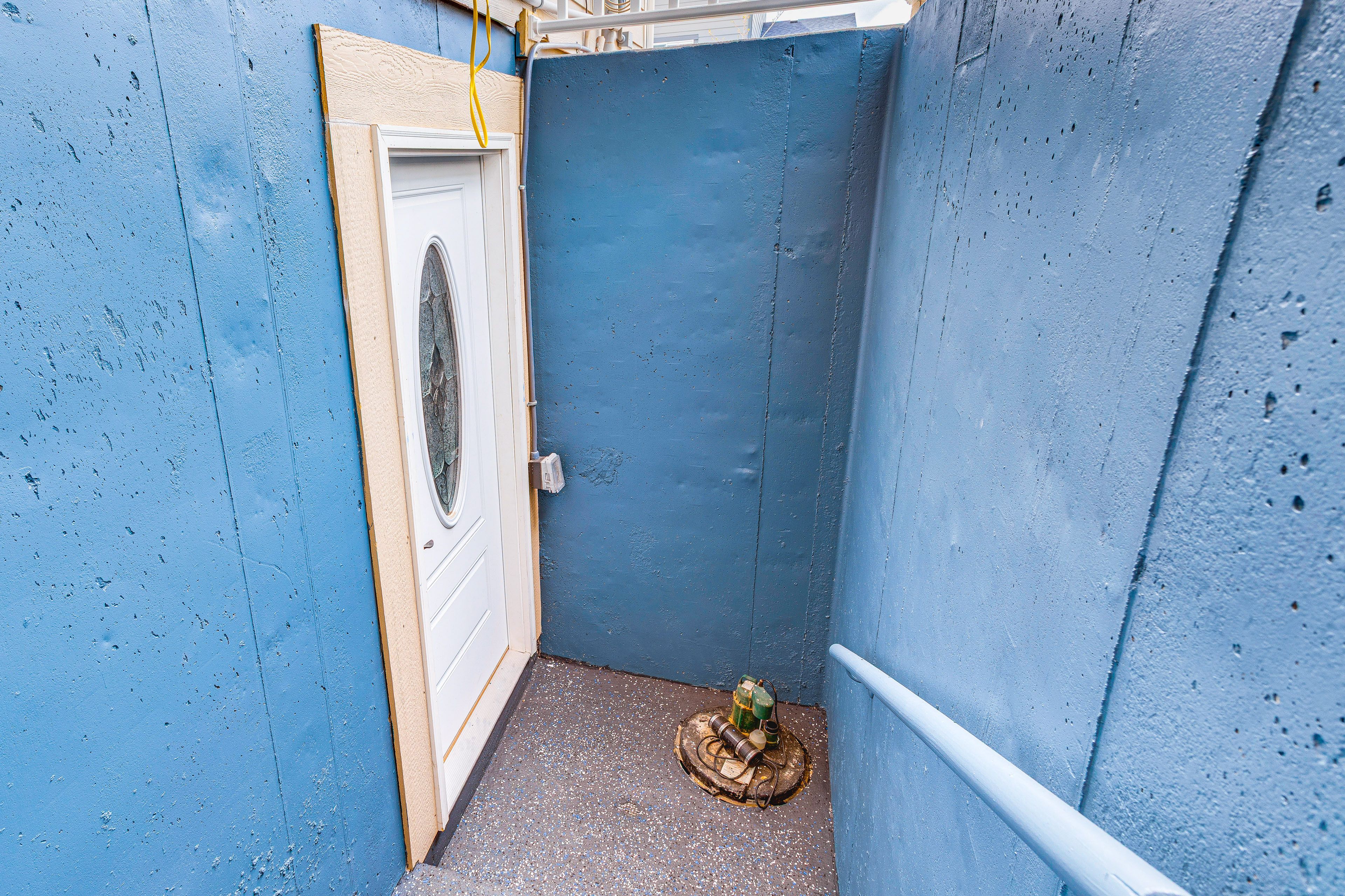 Unit Entrance