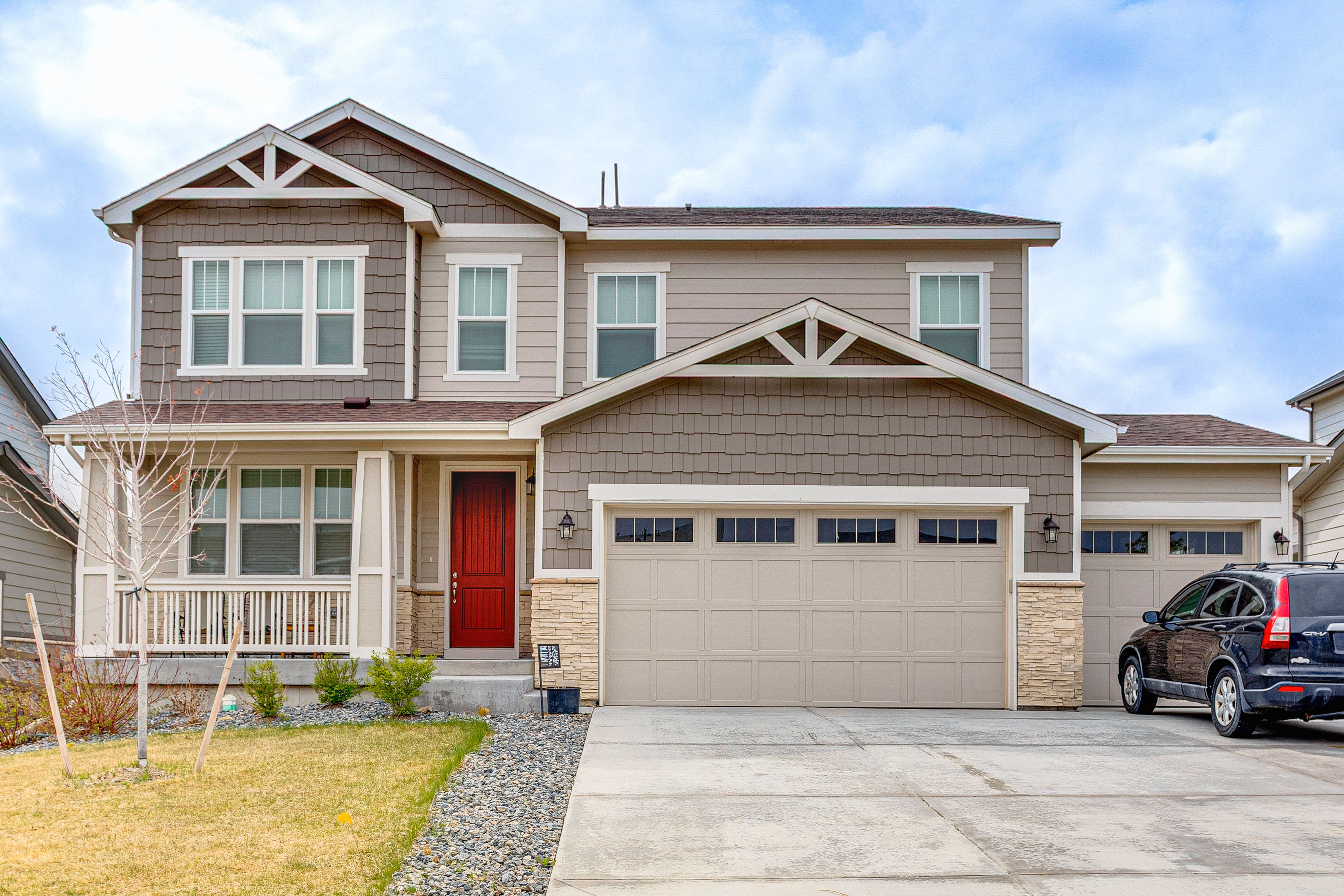 Main Home Exterior | Single-Story Basement Apartment