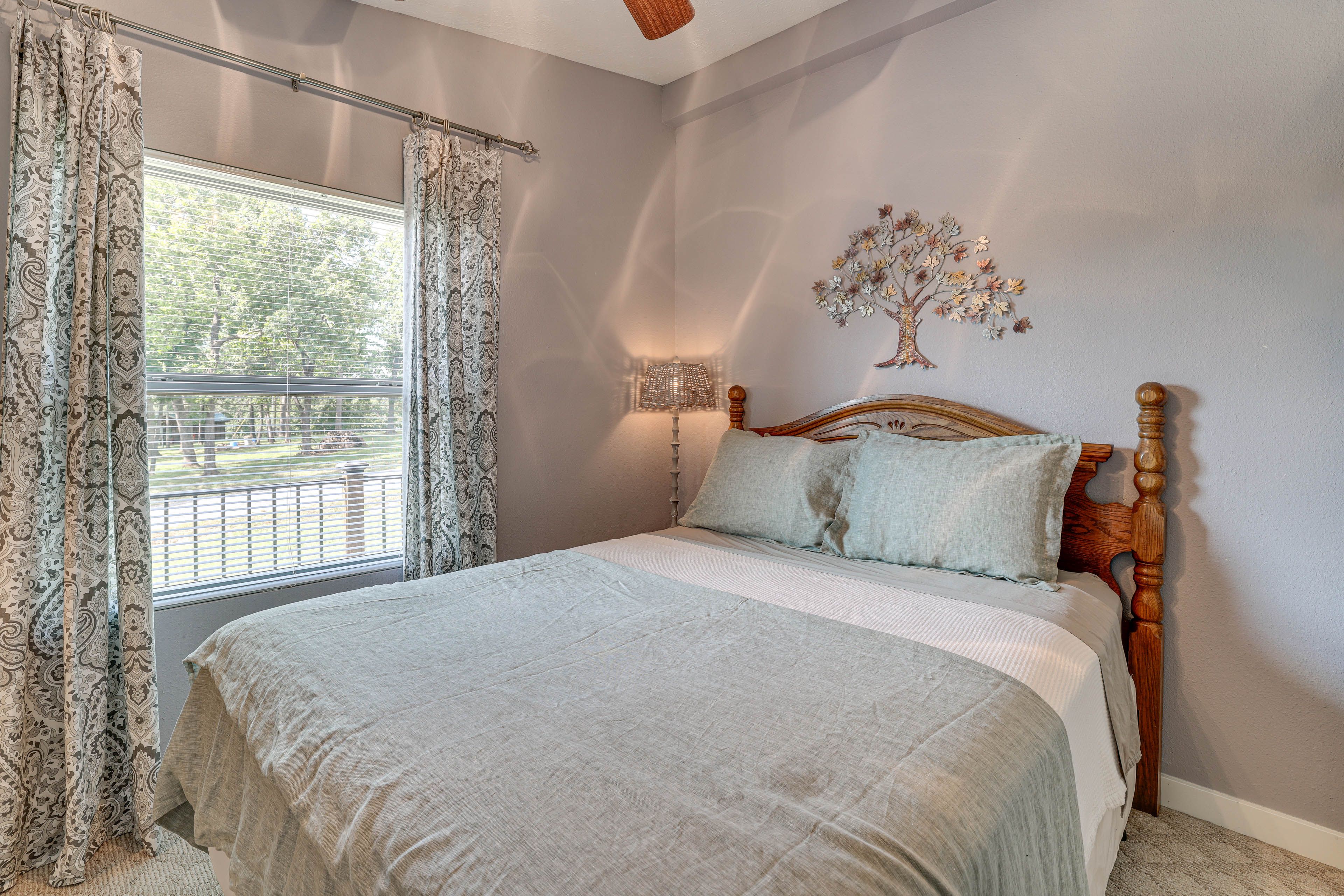 Bedroom 3 | Queen Bed