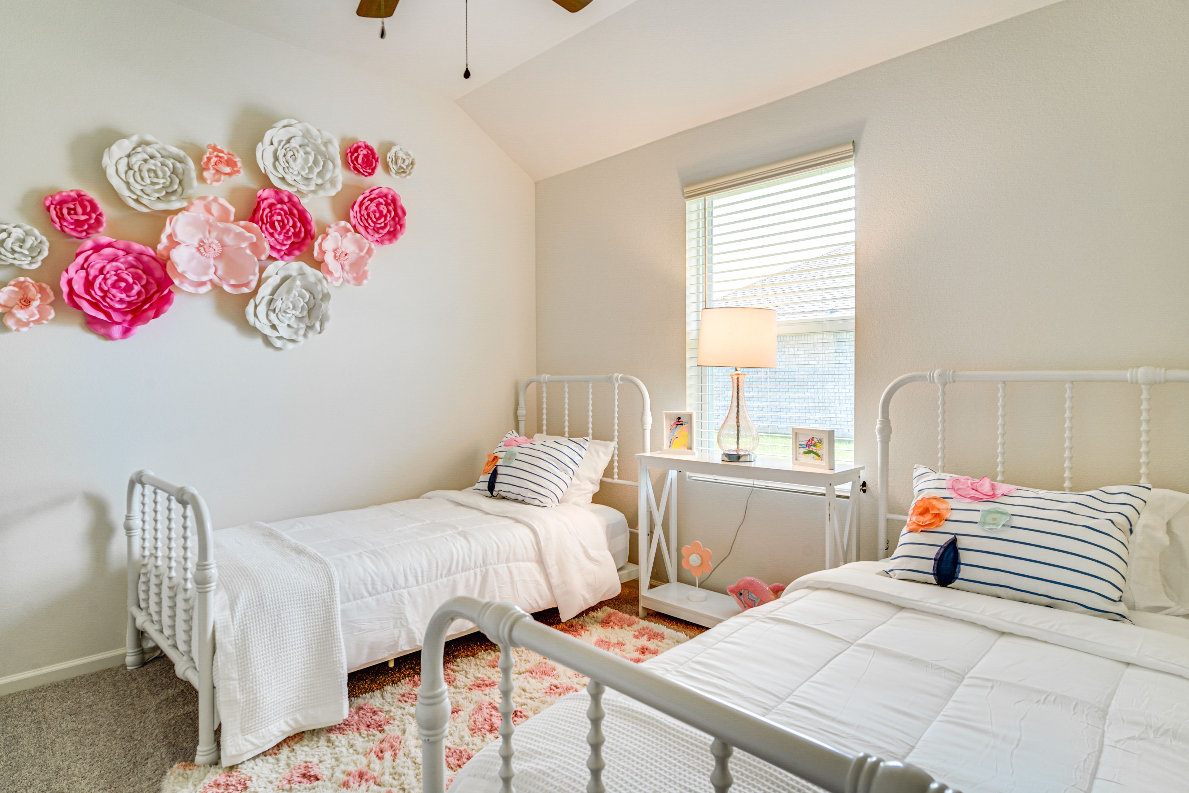 Bedroom 2 | 2 Twin Beds