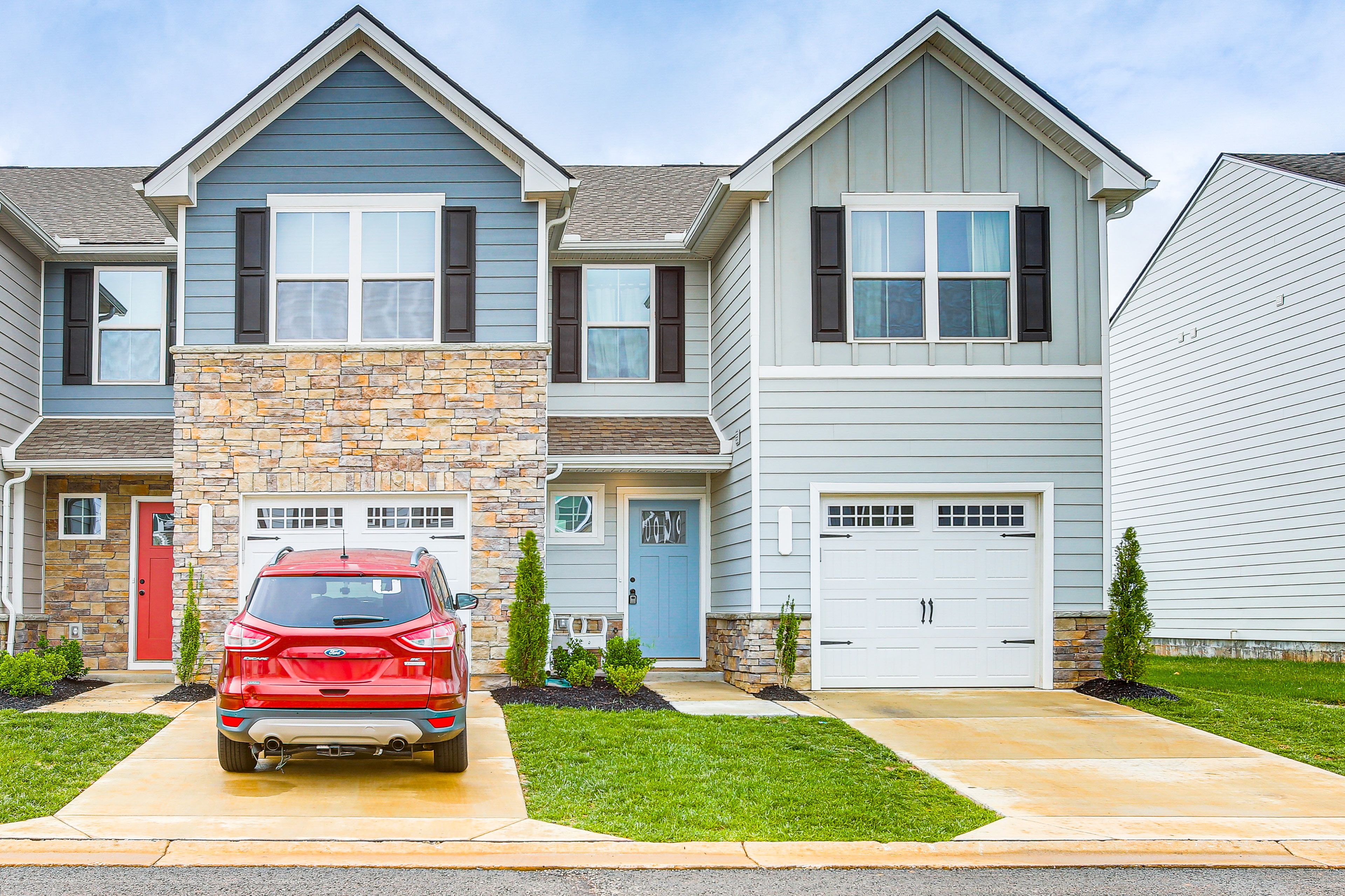 Driveway (1 Vehicle) | Trailer Parking