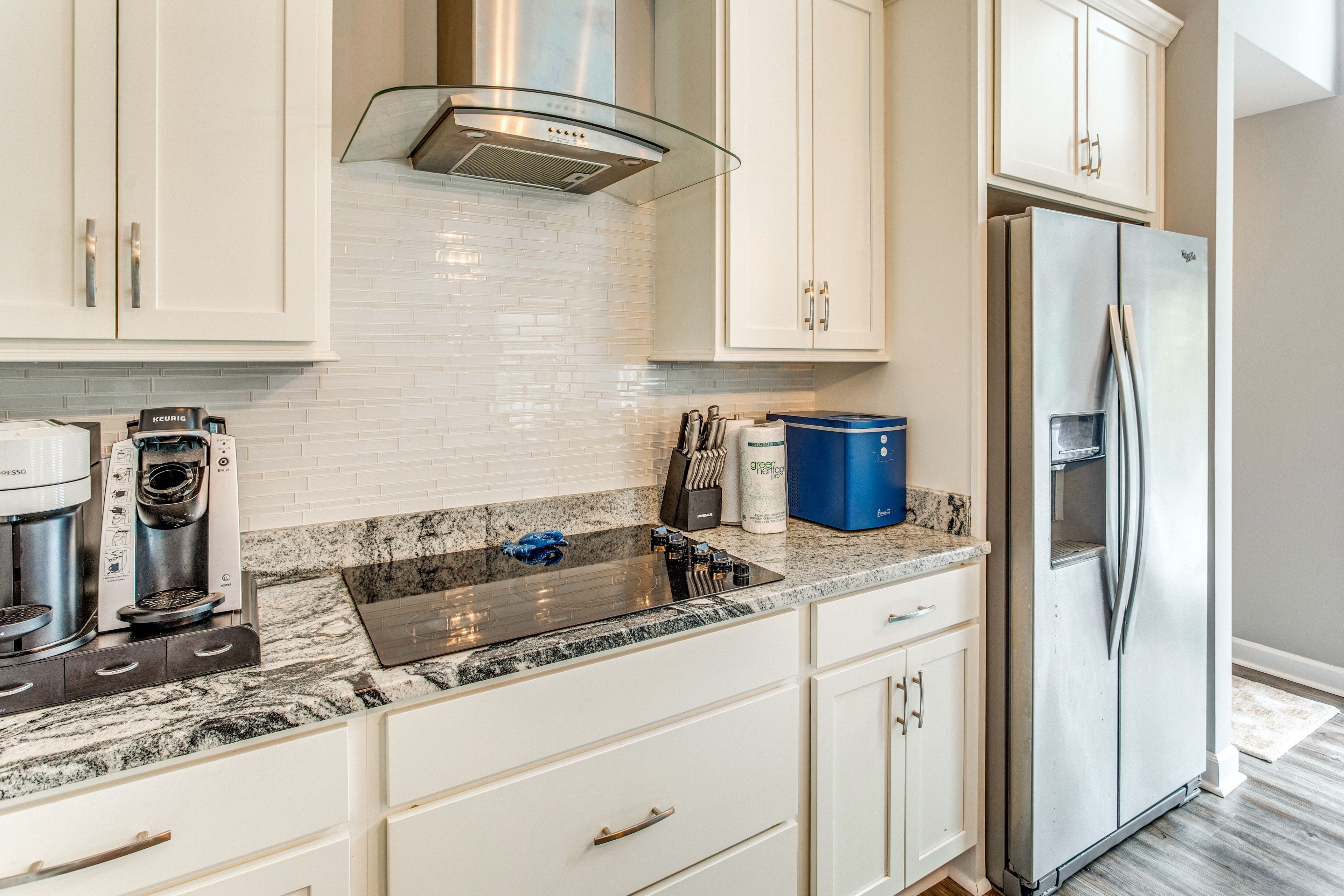 Kitchen | Keurig Coffee Maker | Espresso Machine | Cooking Basics