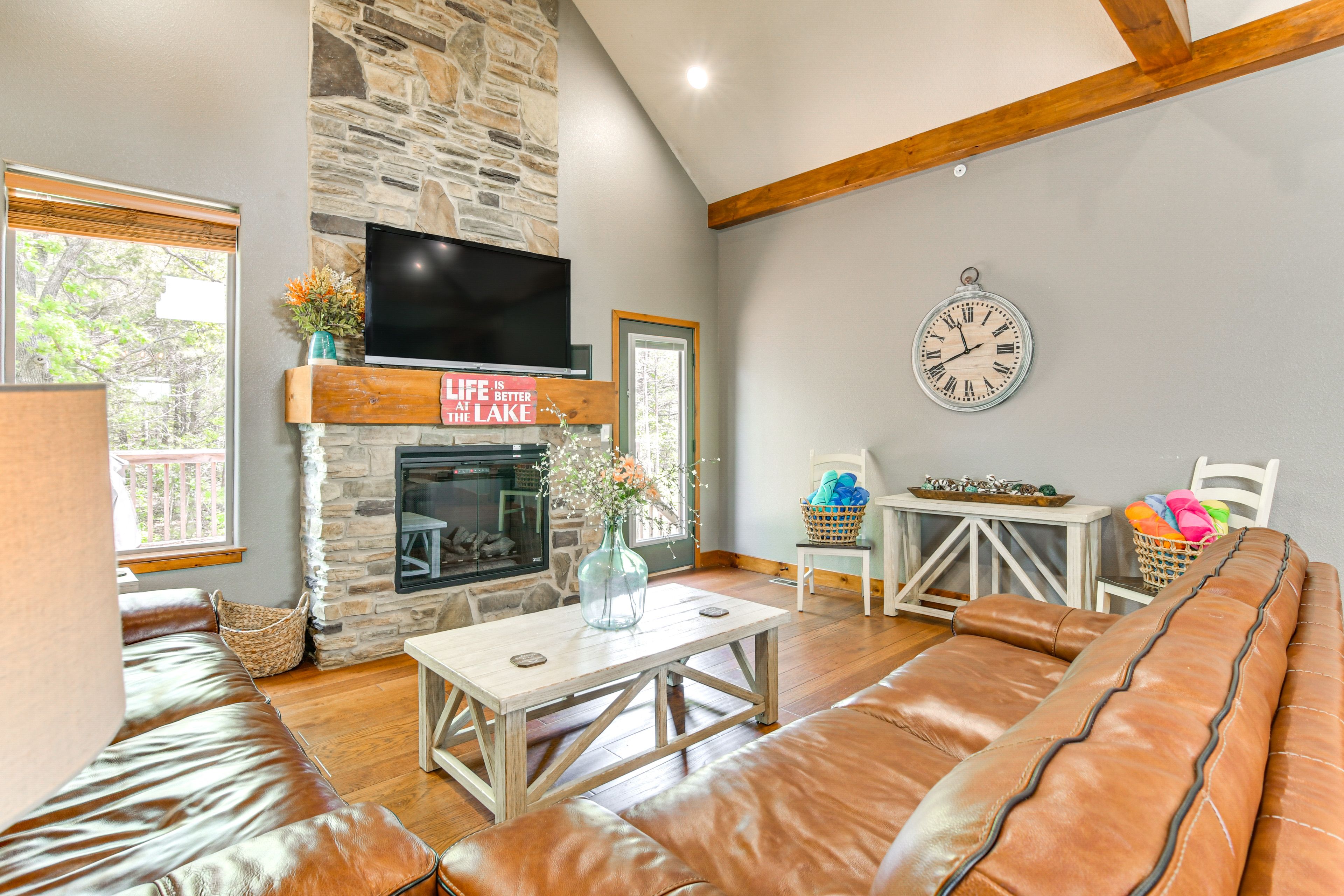 Living Room | Main Level | Fireplace | Smart TV w/ Cable | Queen Sleeper Sofa