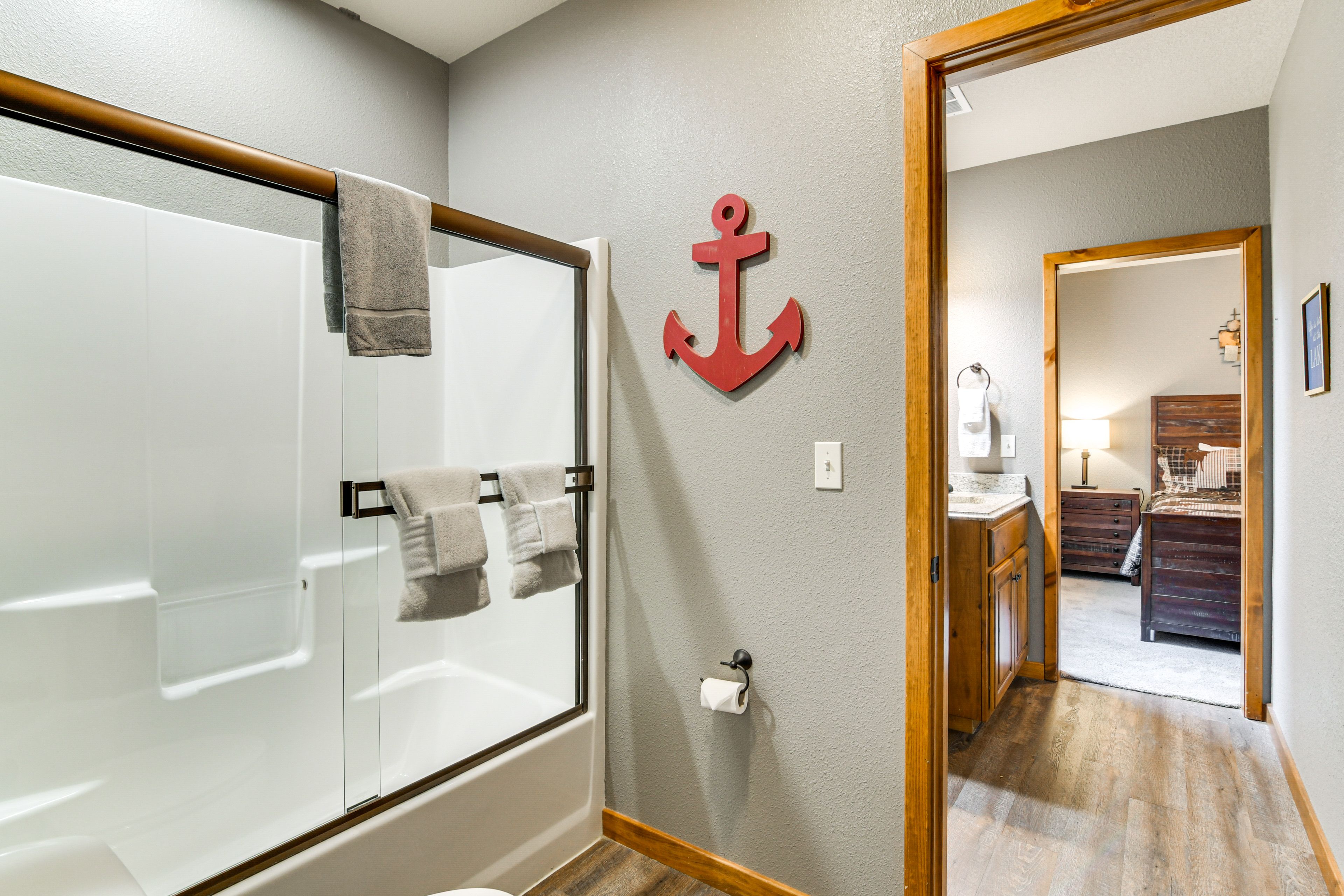 Full Bathroom | Lower Level
