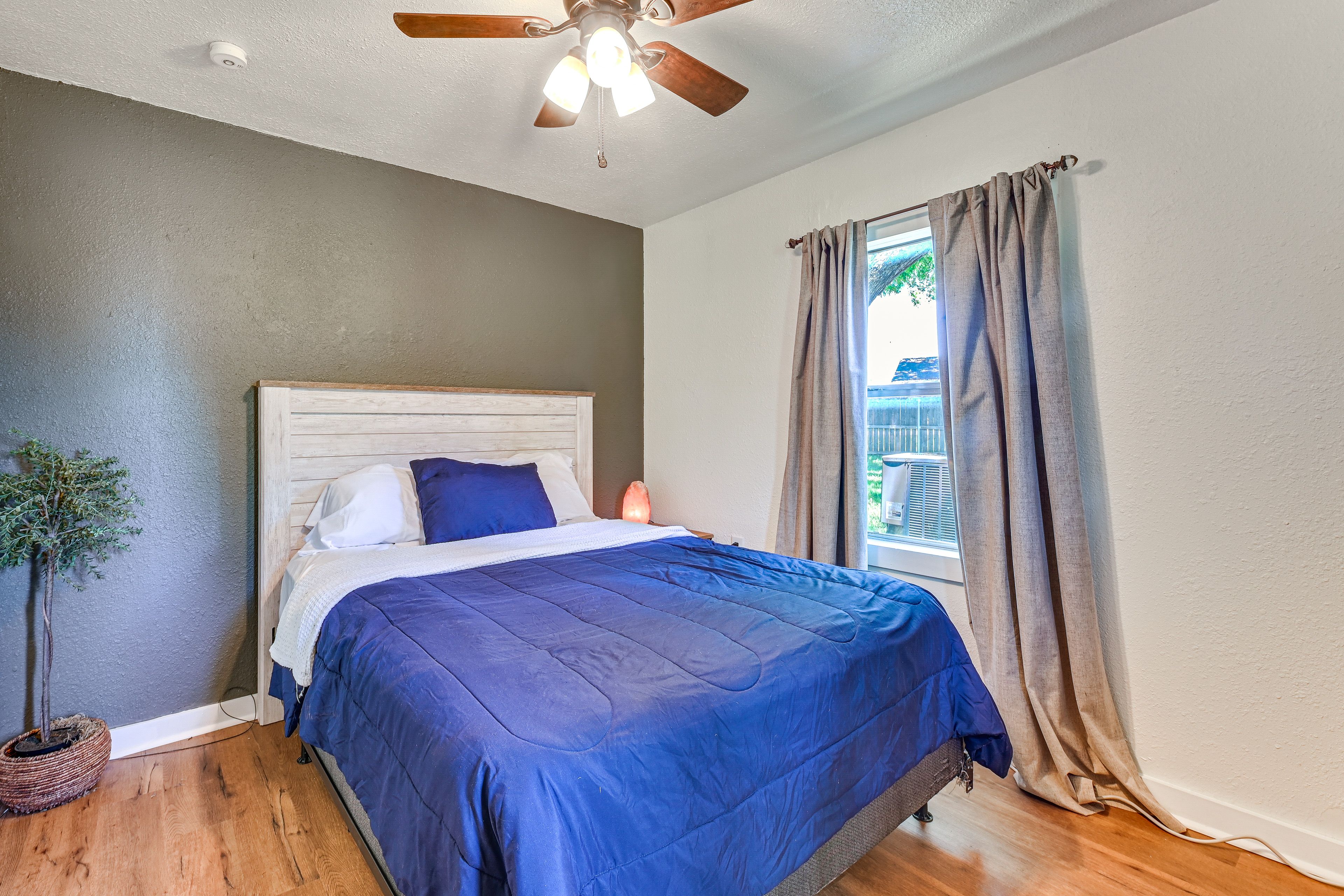 Bedroom 2 | Queen Bed | Flat-Screen TV