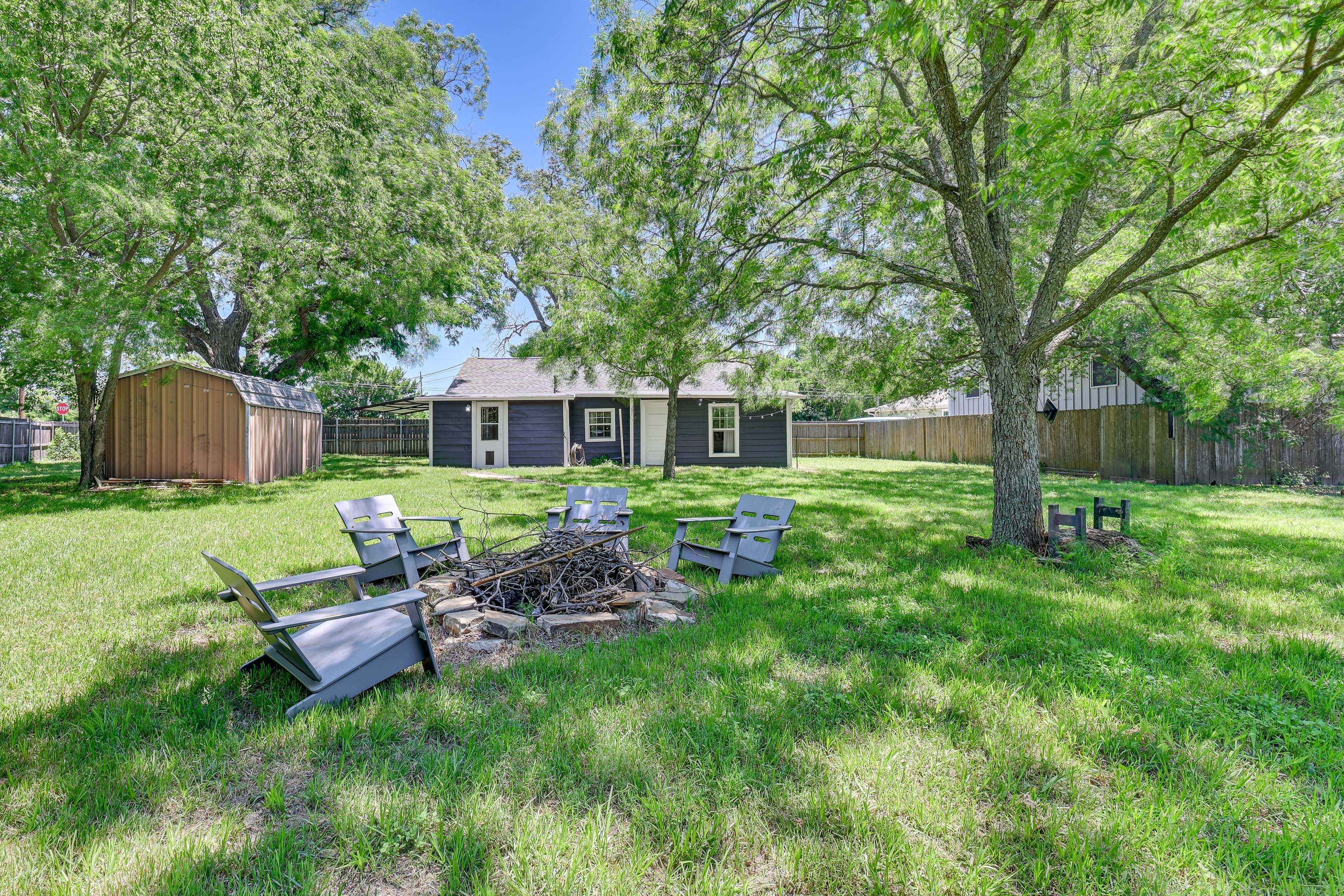 Aubrey Vacation Rental | 3BR | 2BA | 1,216 Sq Ft | 2 Steps Required
