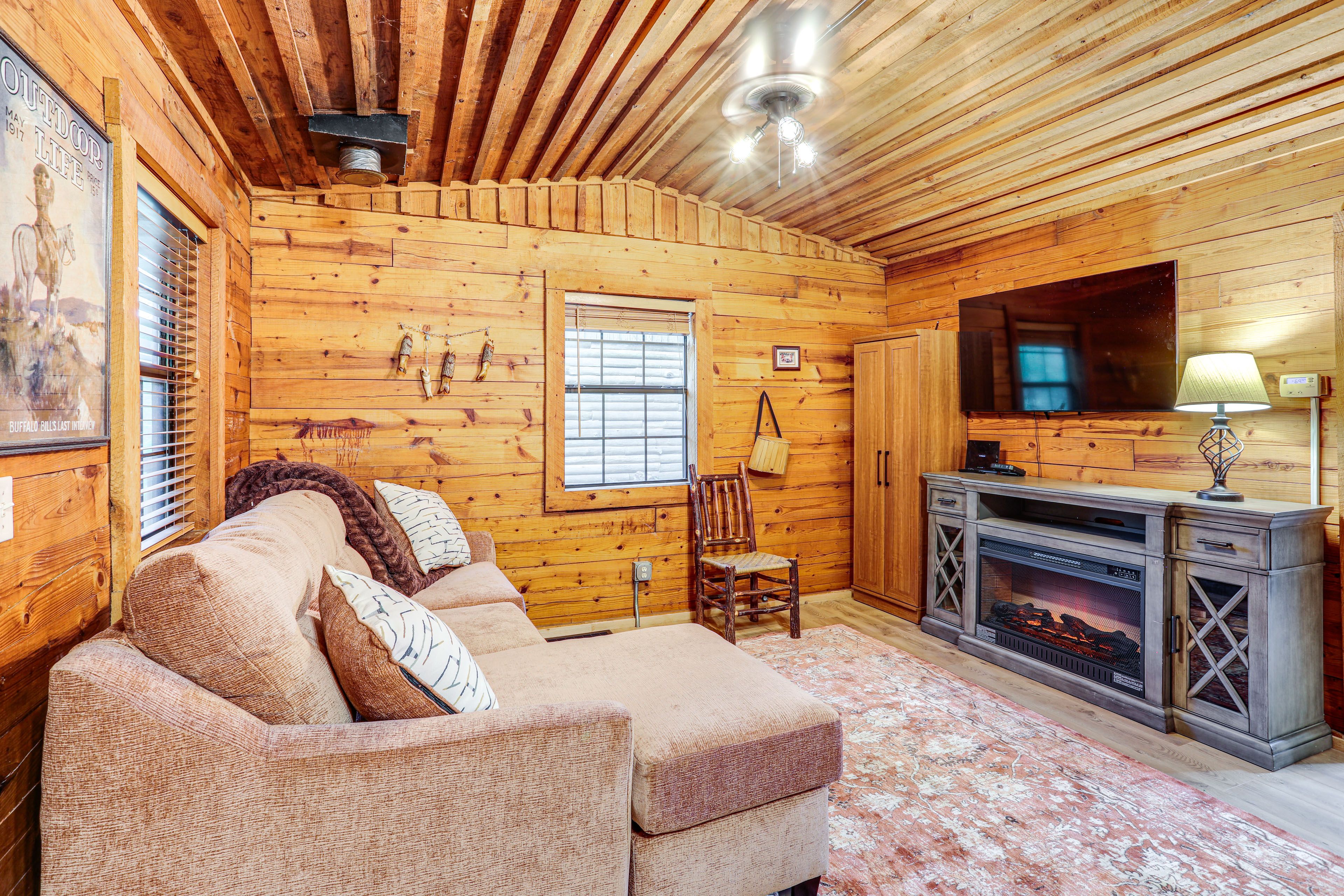 Heber Springs Vacation Rental | 1BR | 1BA | 580 Sq Ft | Stairs Required