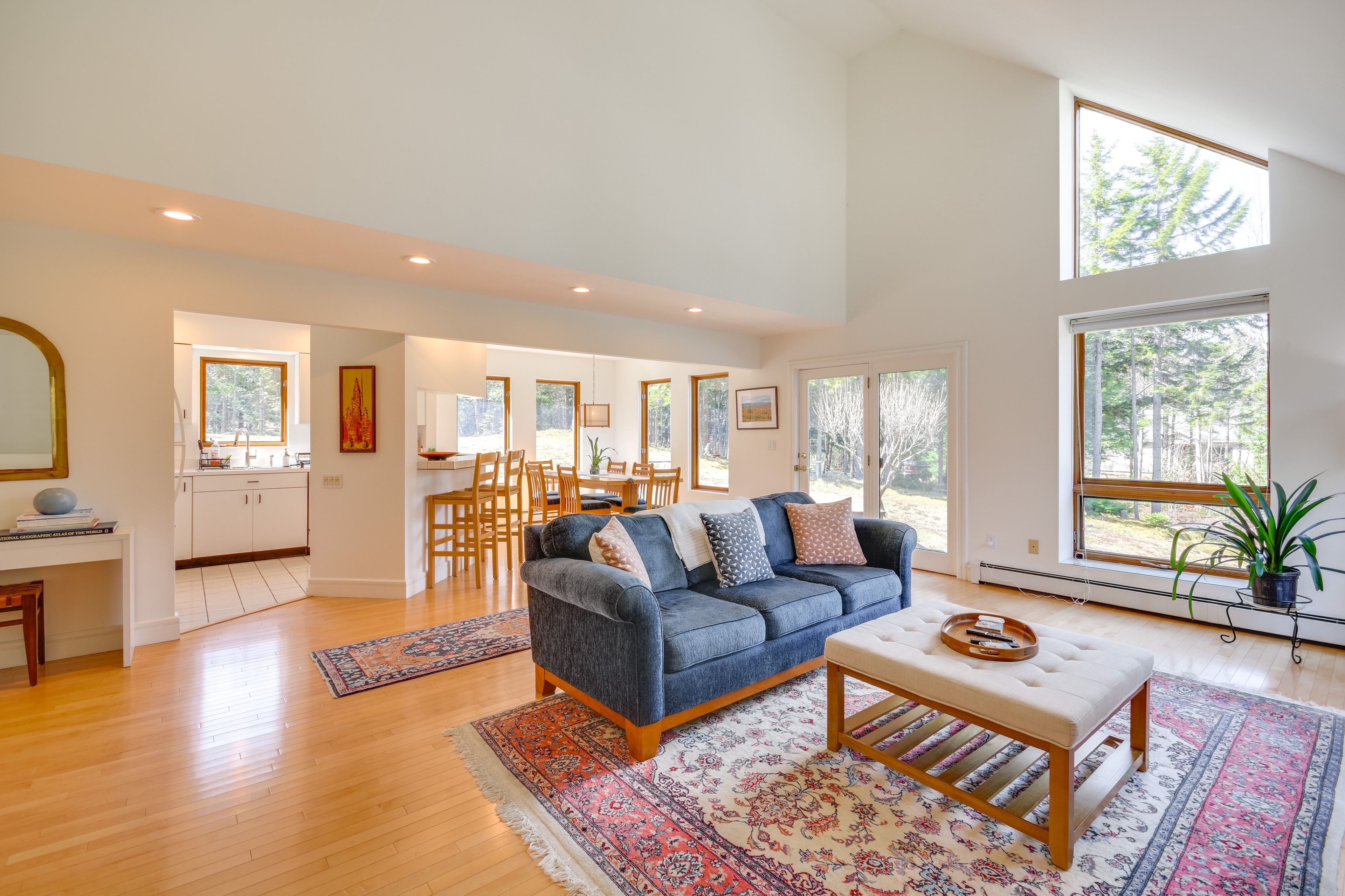 Living Room | Main Level | Free WiFi