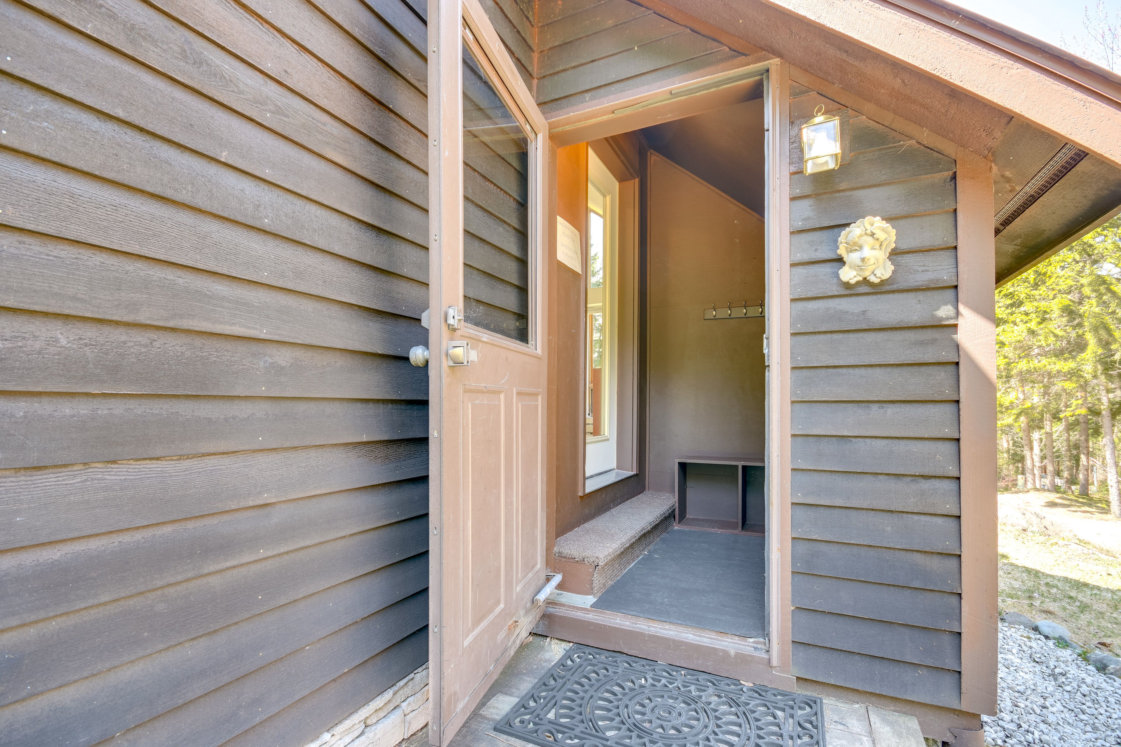 Guest Entrance