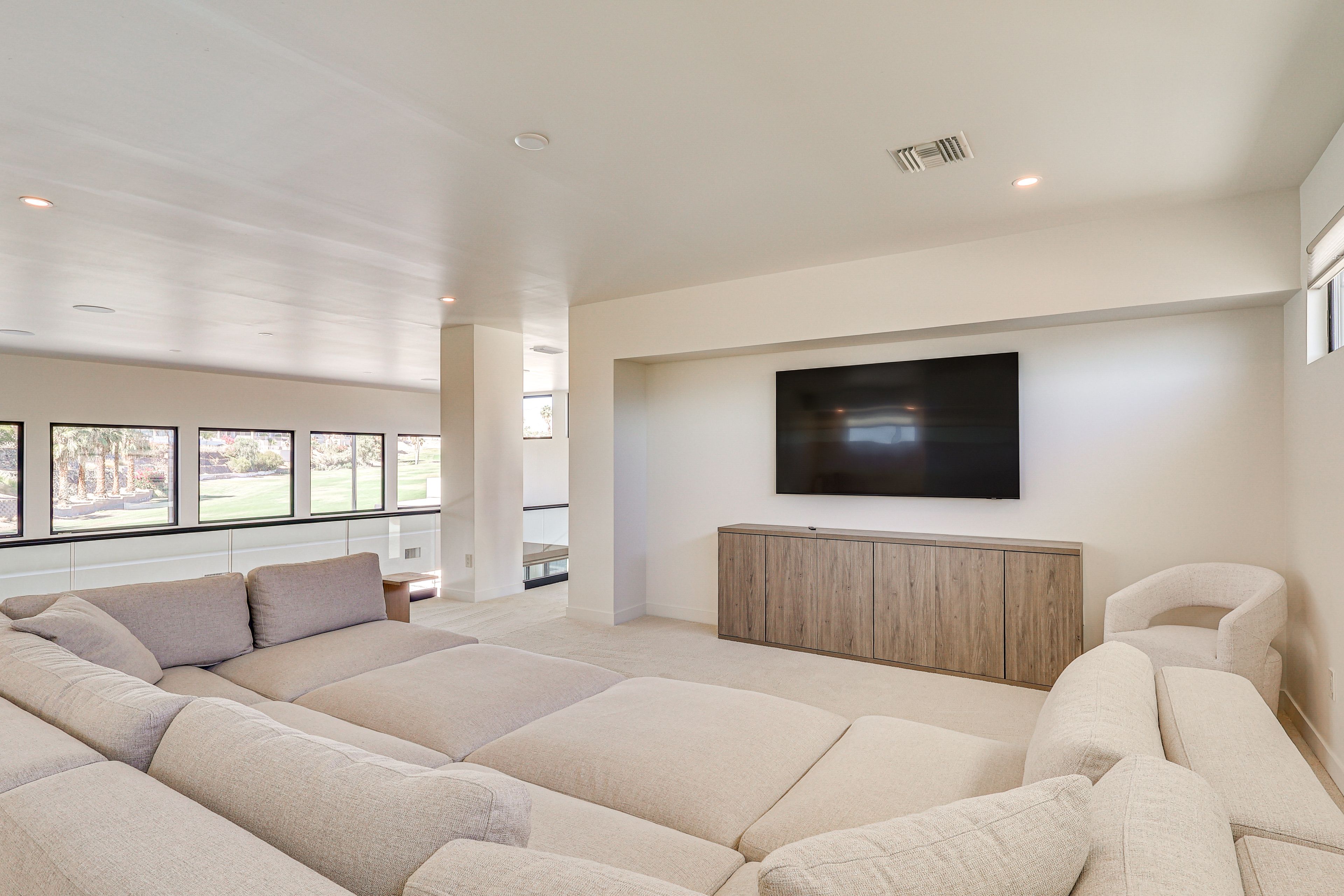 Loft | Stairs Required to Access | Smart TV
