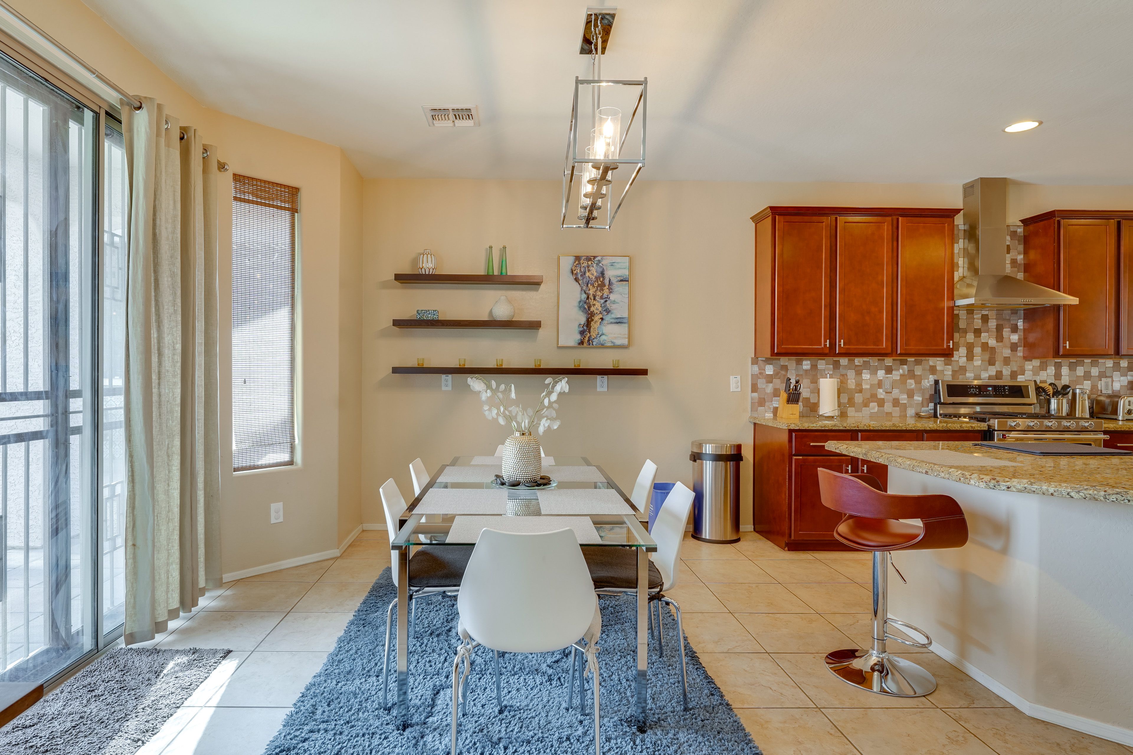 Dining Area | Dishware & Flatware