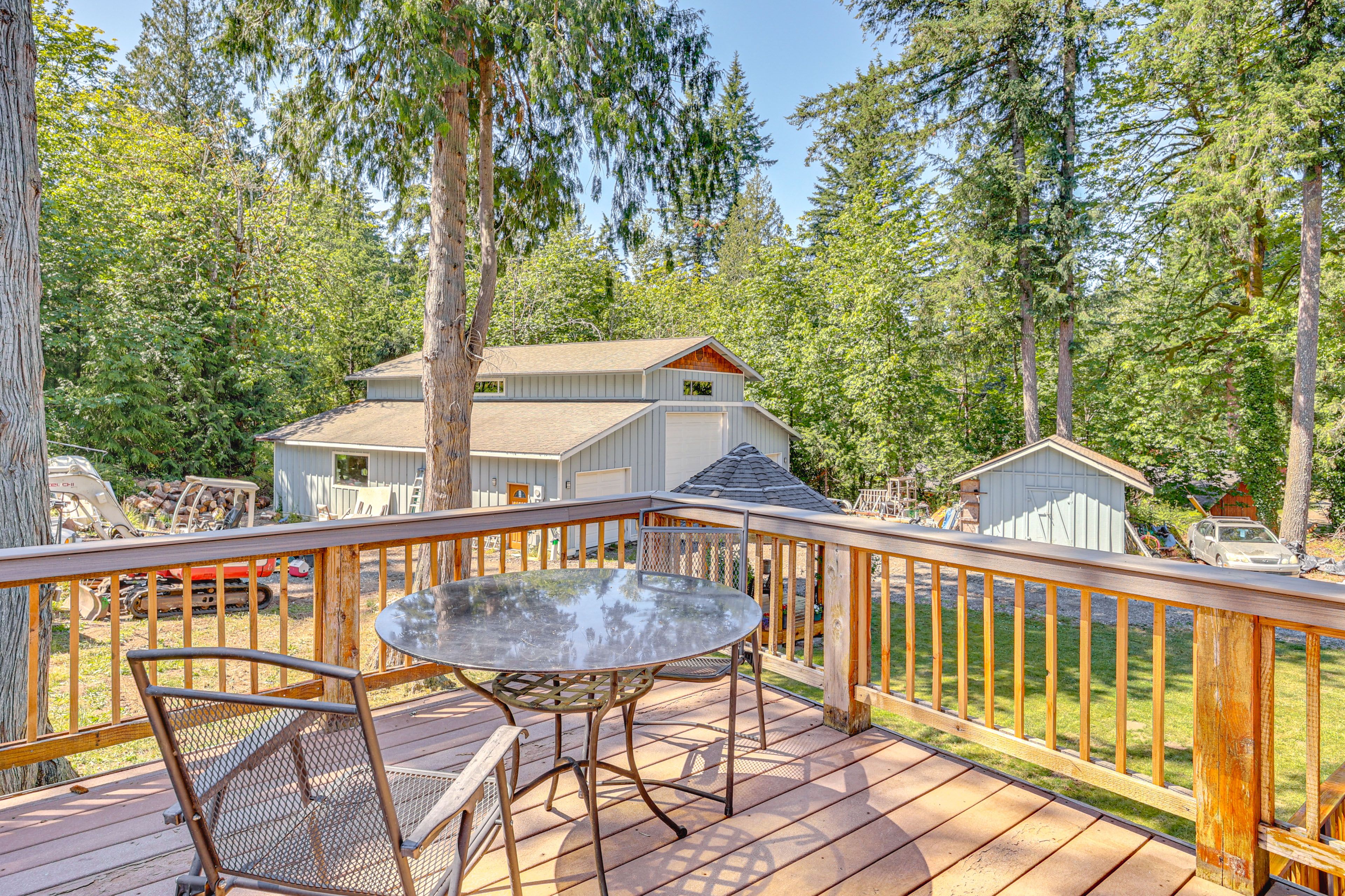 Balcony | Dining Table