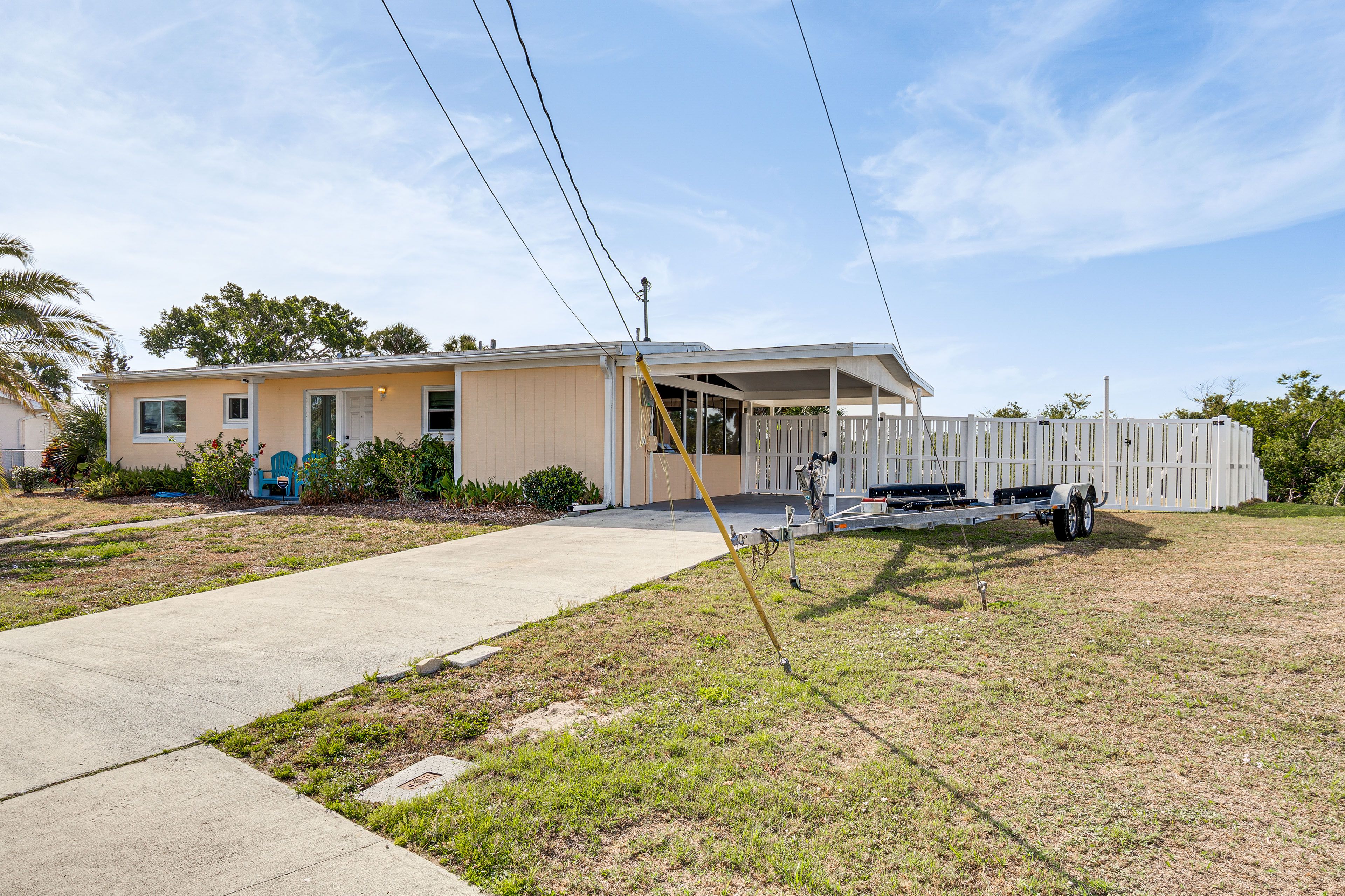 Parking | Carport (1 Vehicle) | Driveway (1 Vehicle)