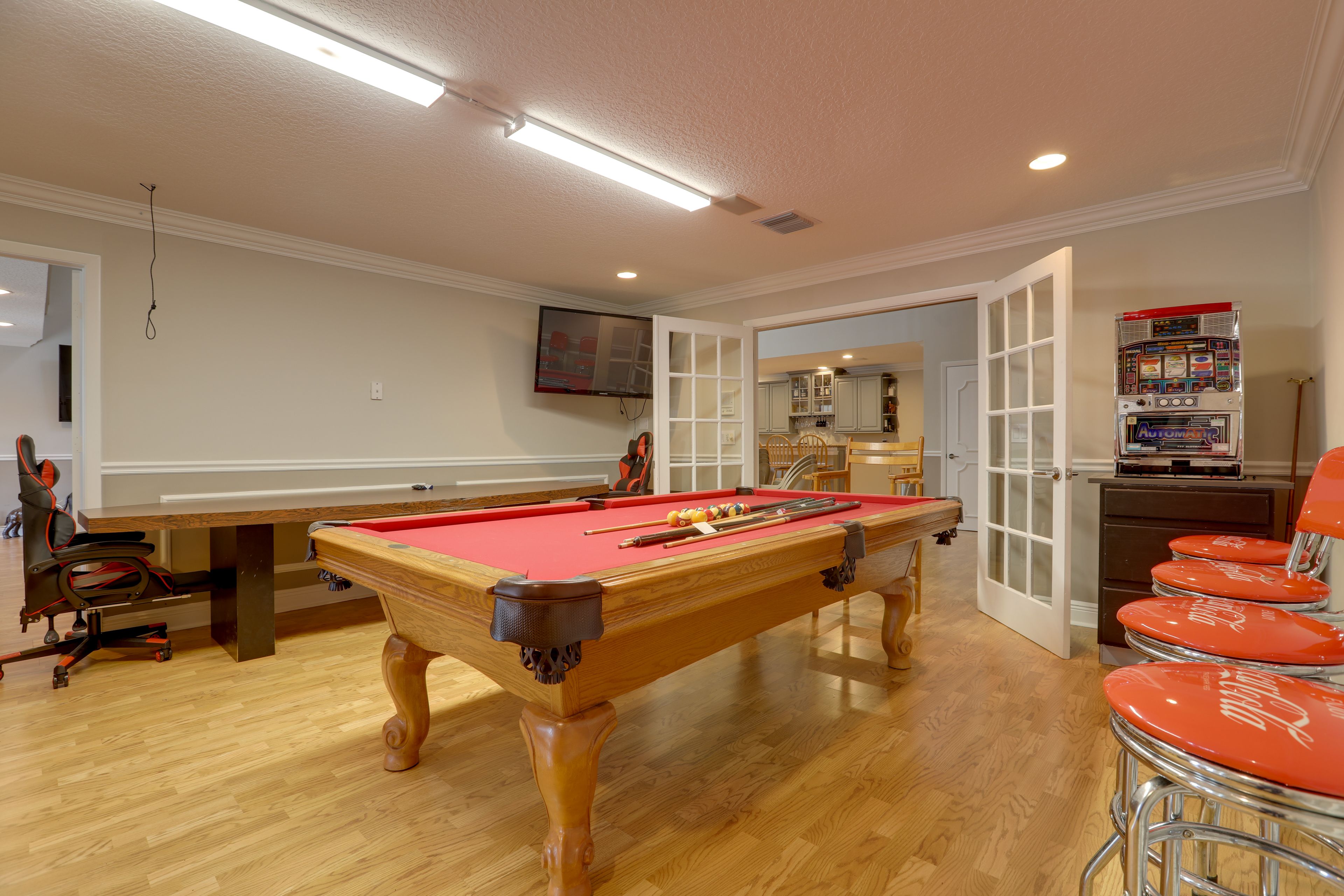 Recreation Room | Treadmill | Pool Table | 1st Floor