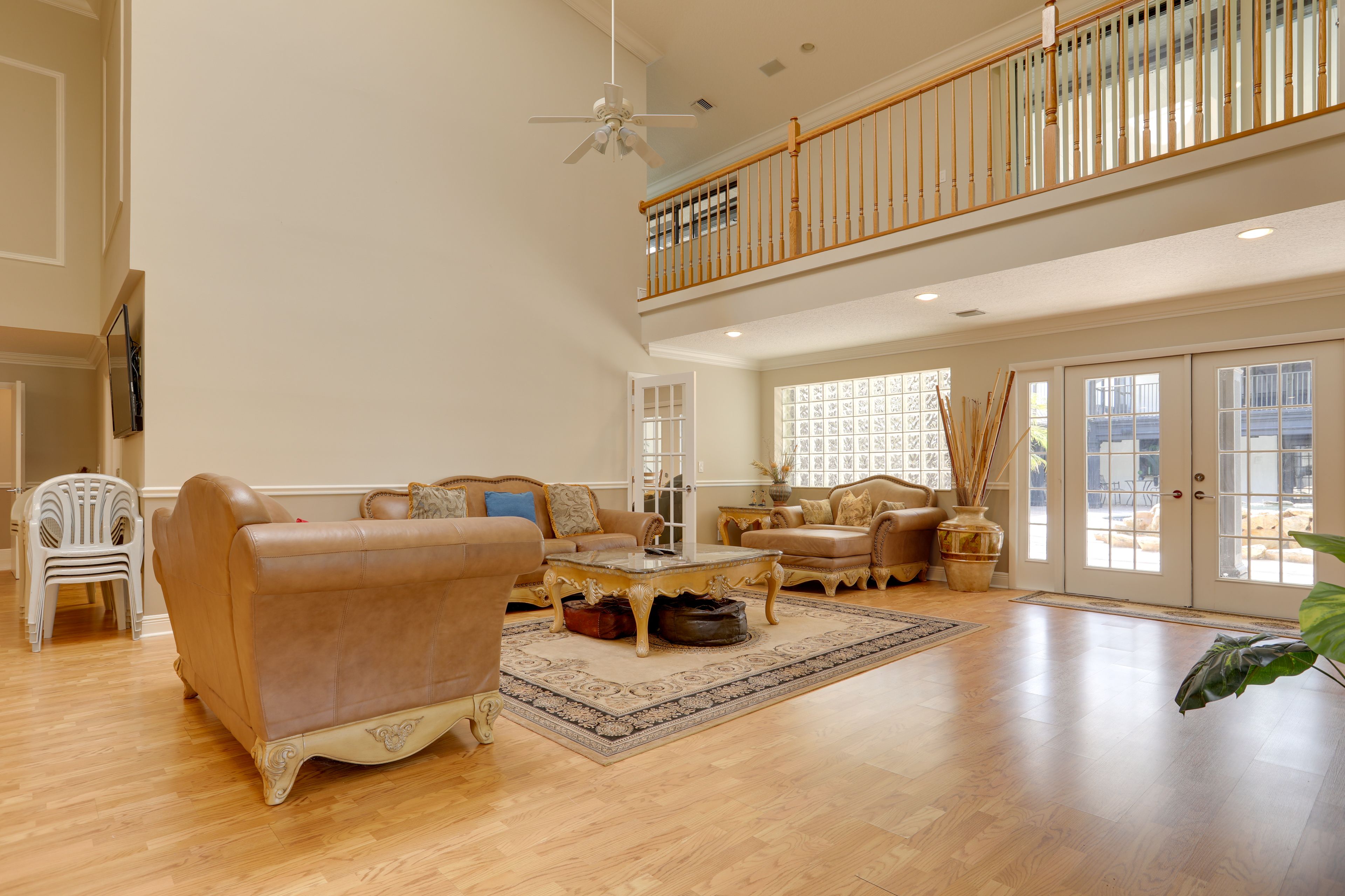 Living Room | Smart TVs | Central Air Conditioning/Heat | 1st Floor