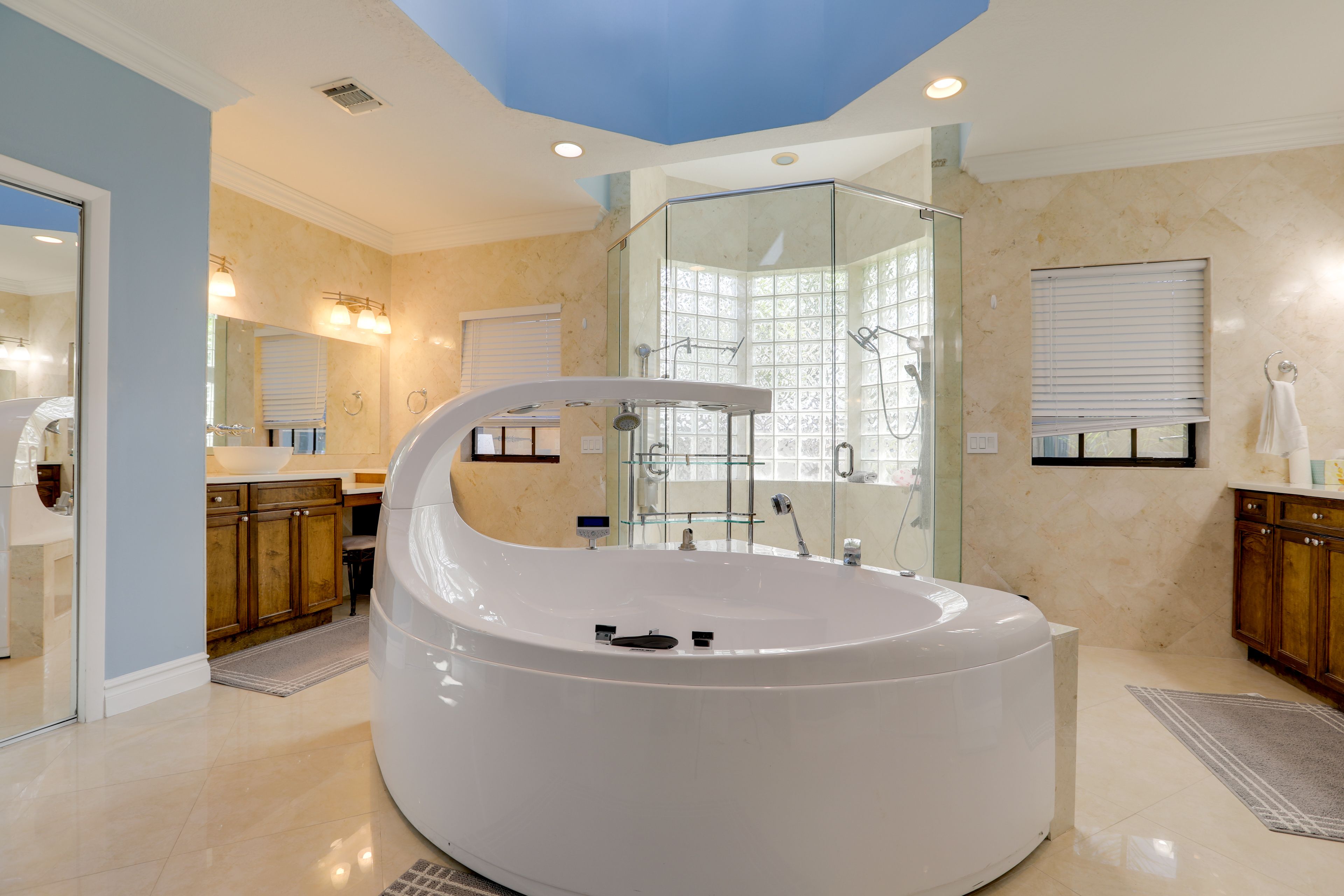 En-Suite Bathroom | Jetted Tub | Double Sinks | Smart TV | 2nd Floor