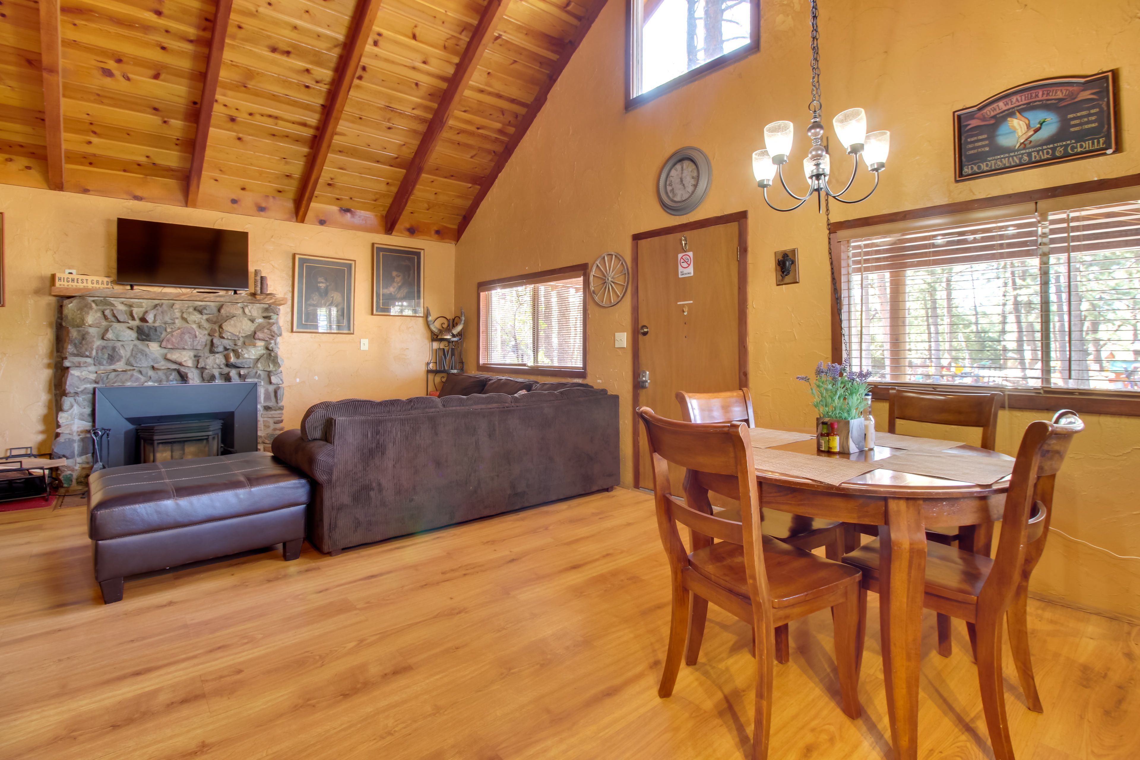Dining Area | 1st Floor