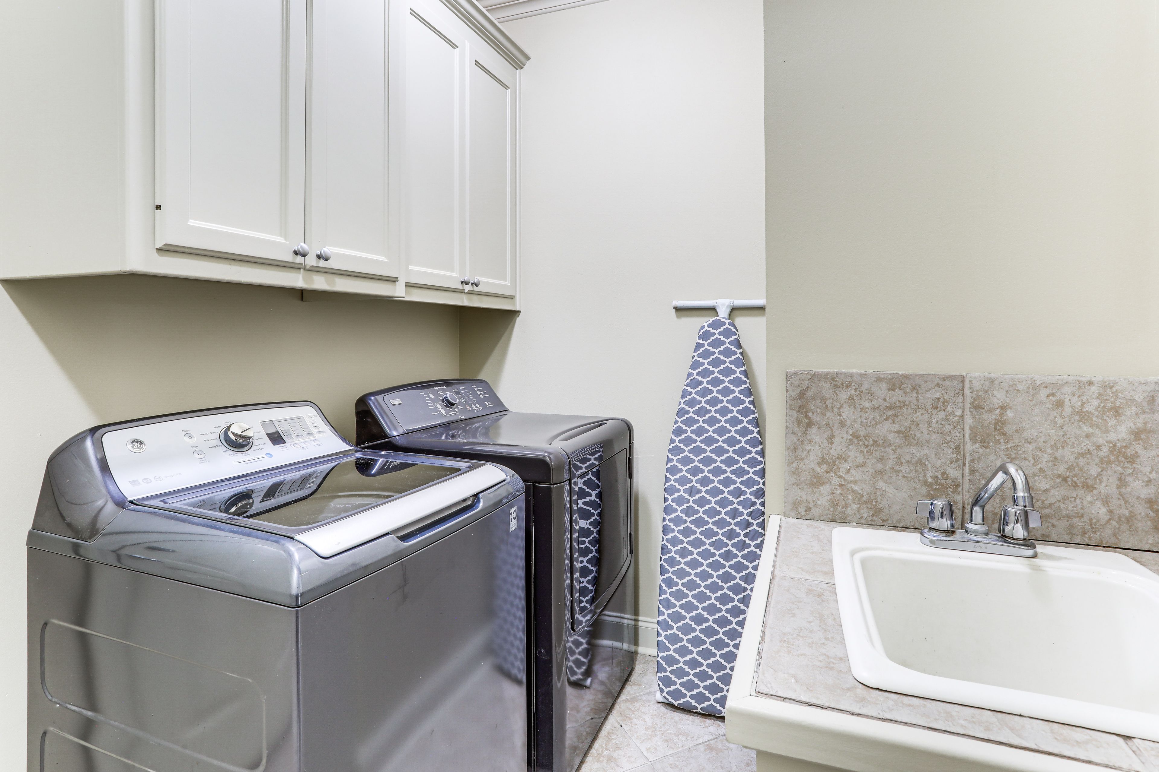 Laundry Area | Washer/Dryer