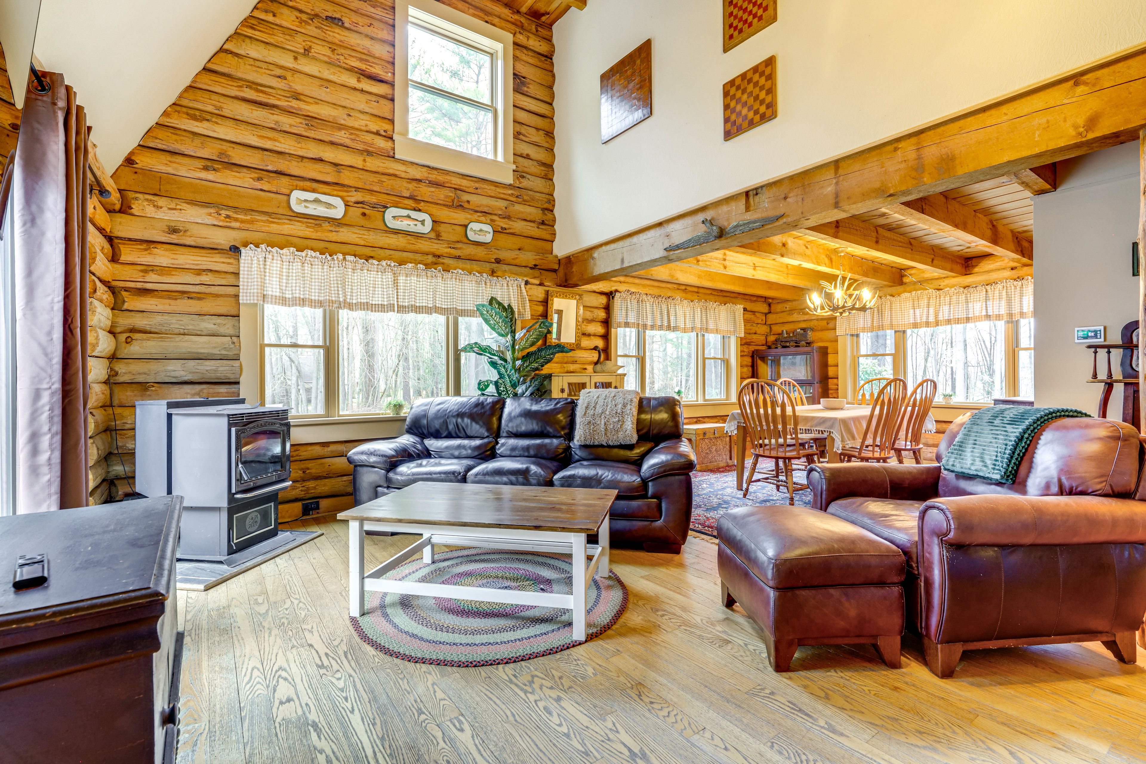 Living Room | Smart TV | Fireplace | 1st Floor