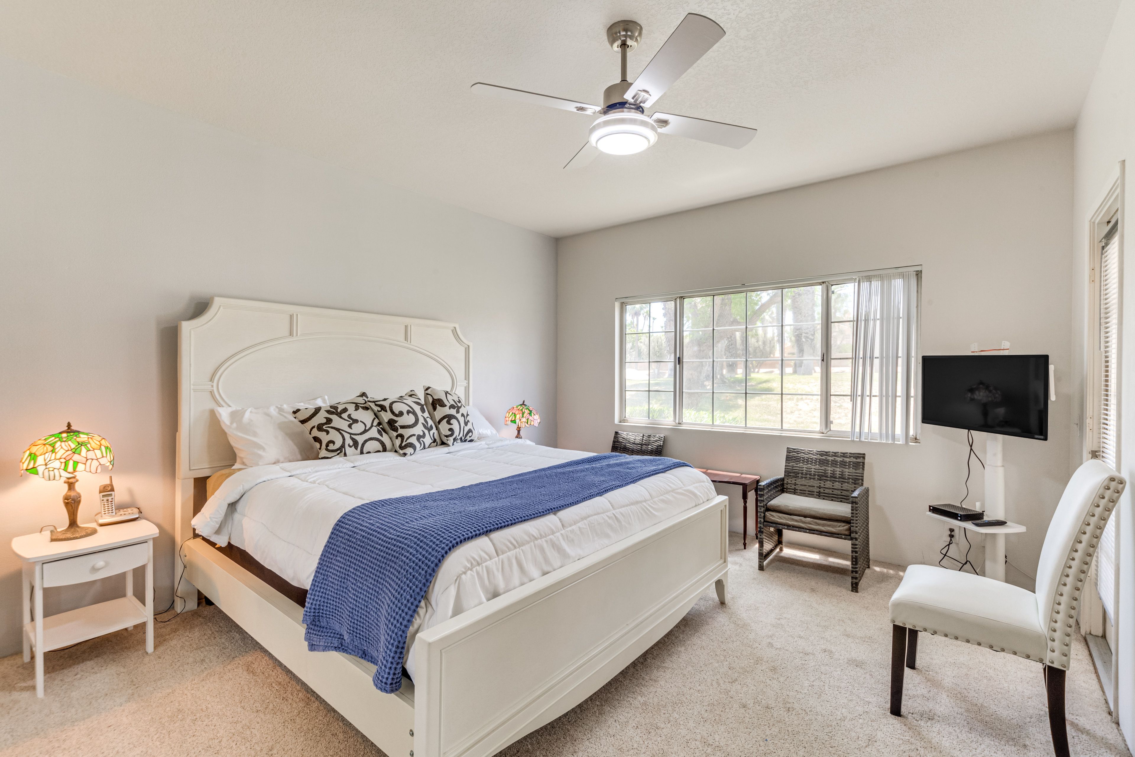 Bedroom 1 | California King Bed | Linens Provided | Smart TV