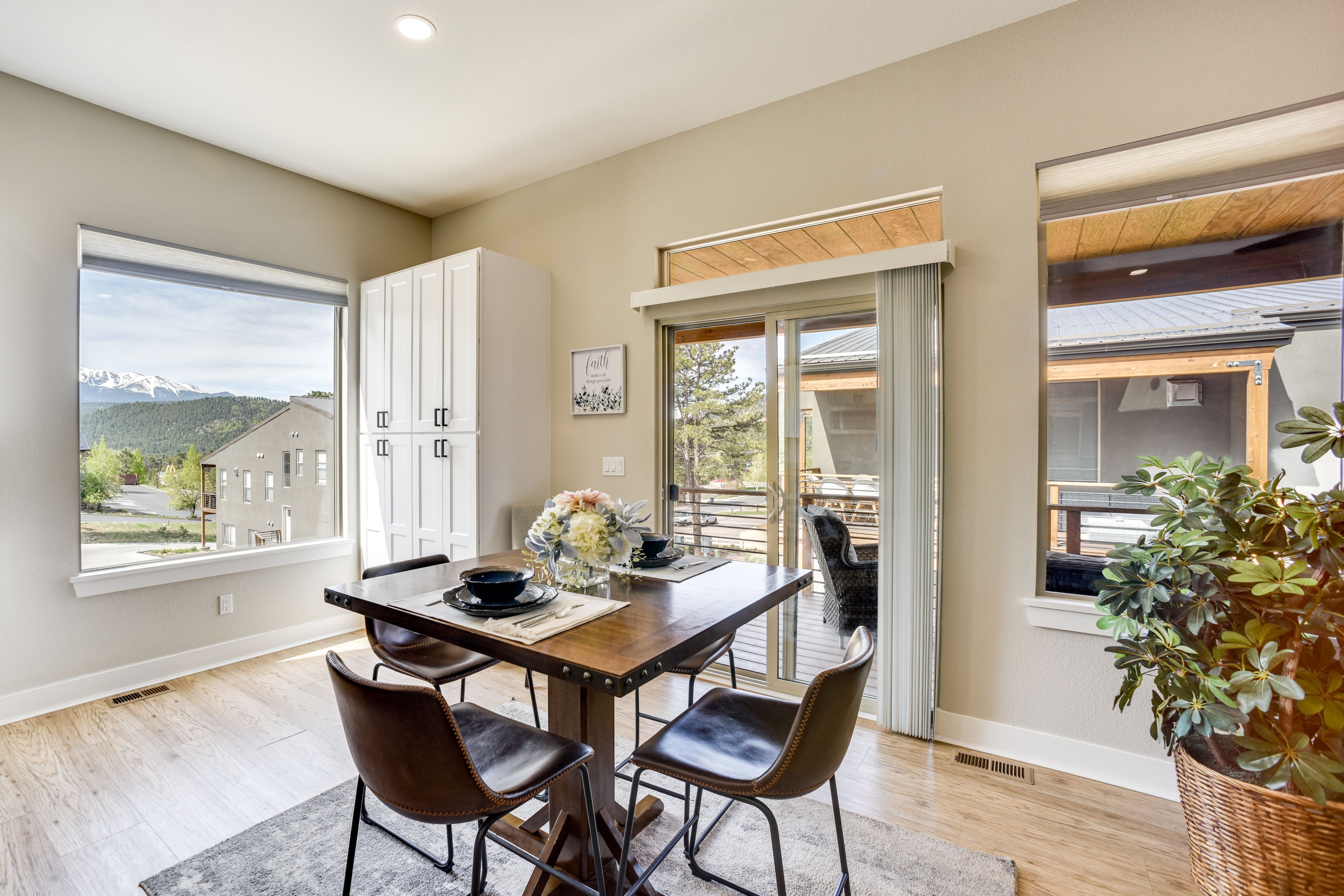 Dining Area | Dishware & Flatware | Main Level