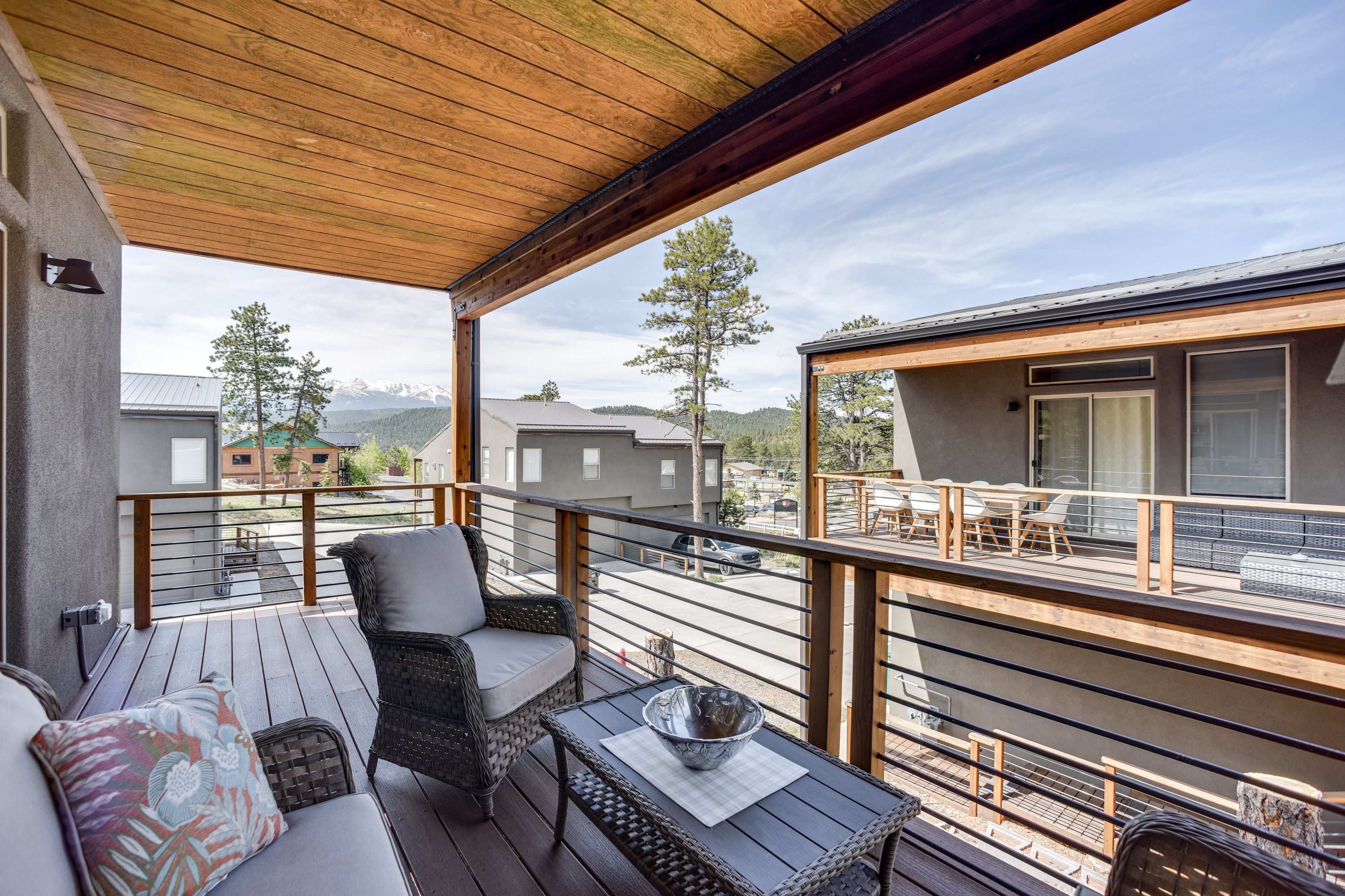 Woodland Park Vacation Rental | 3BR | 2.5BA | 1,708 Sq Ft | Stairs Required
