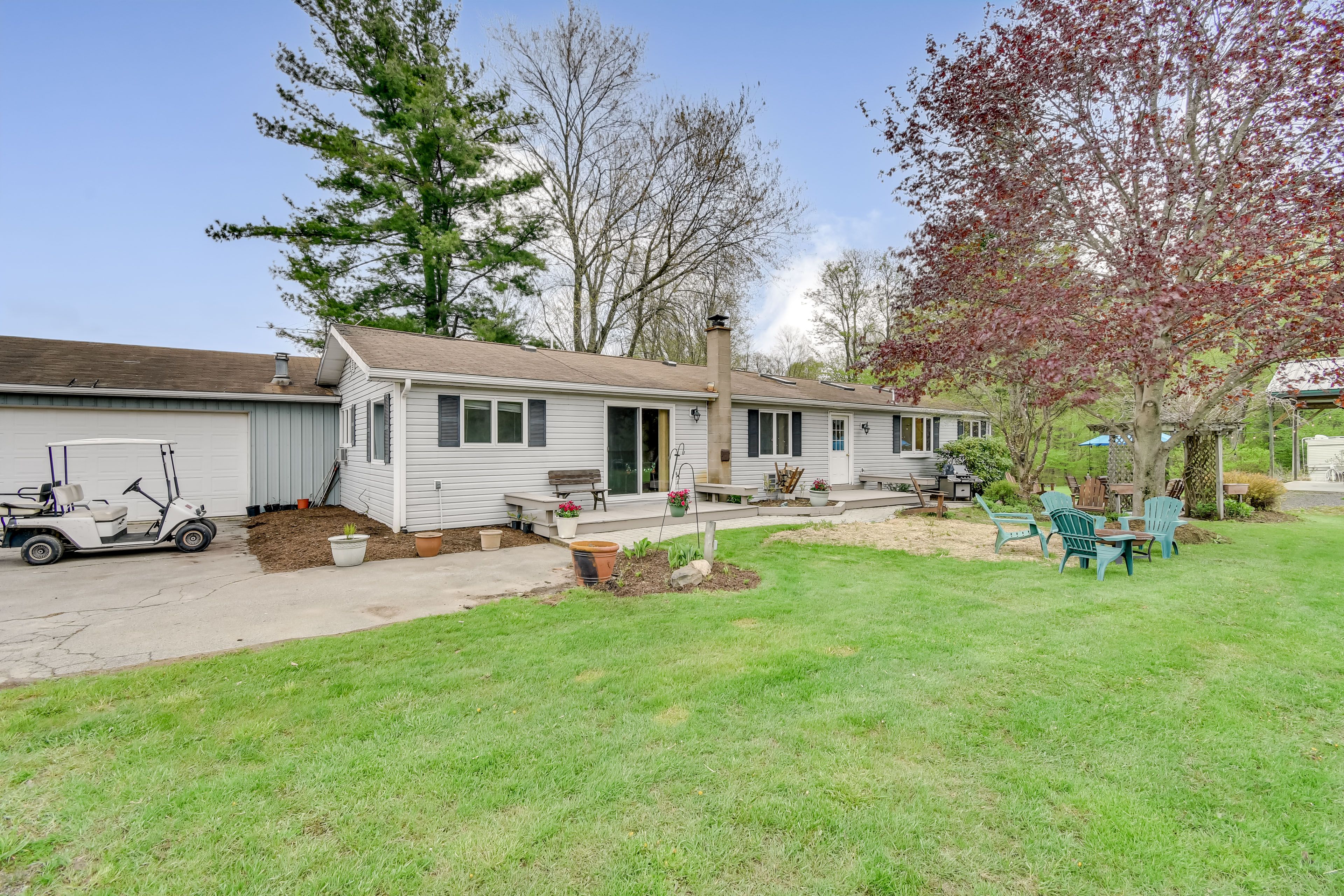 Sodus Vacation Rental | 3BR | 2BA | Steps Required | 1,500 Sq Ft