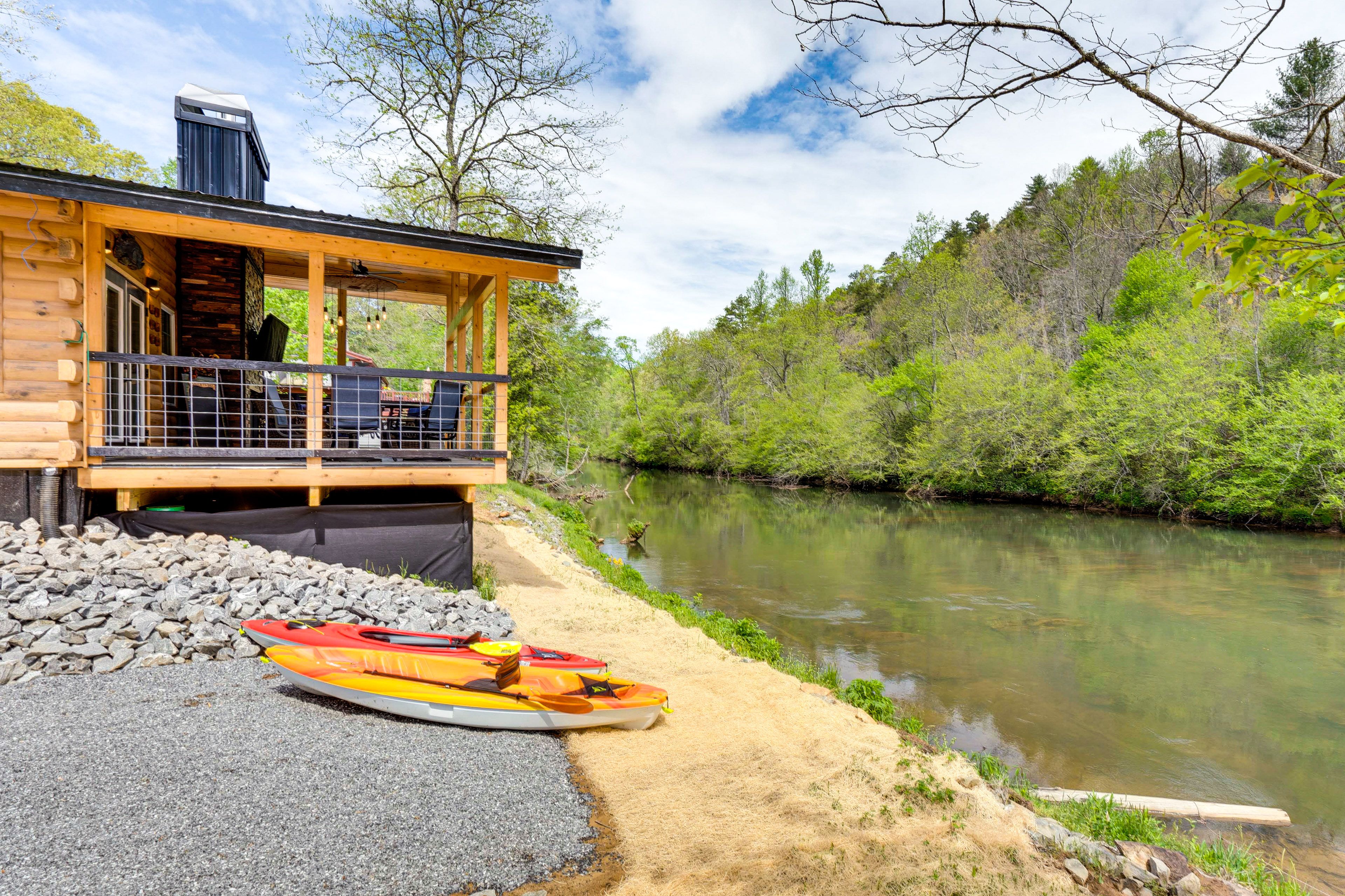 Creek On-Site | 2 Kayaks