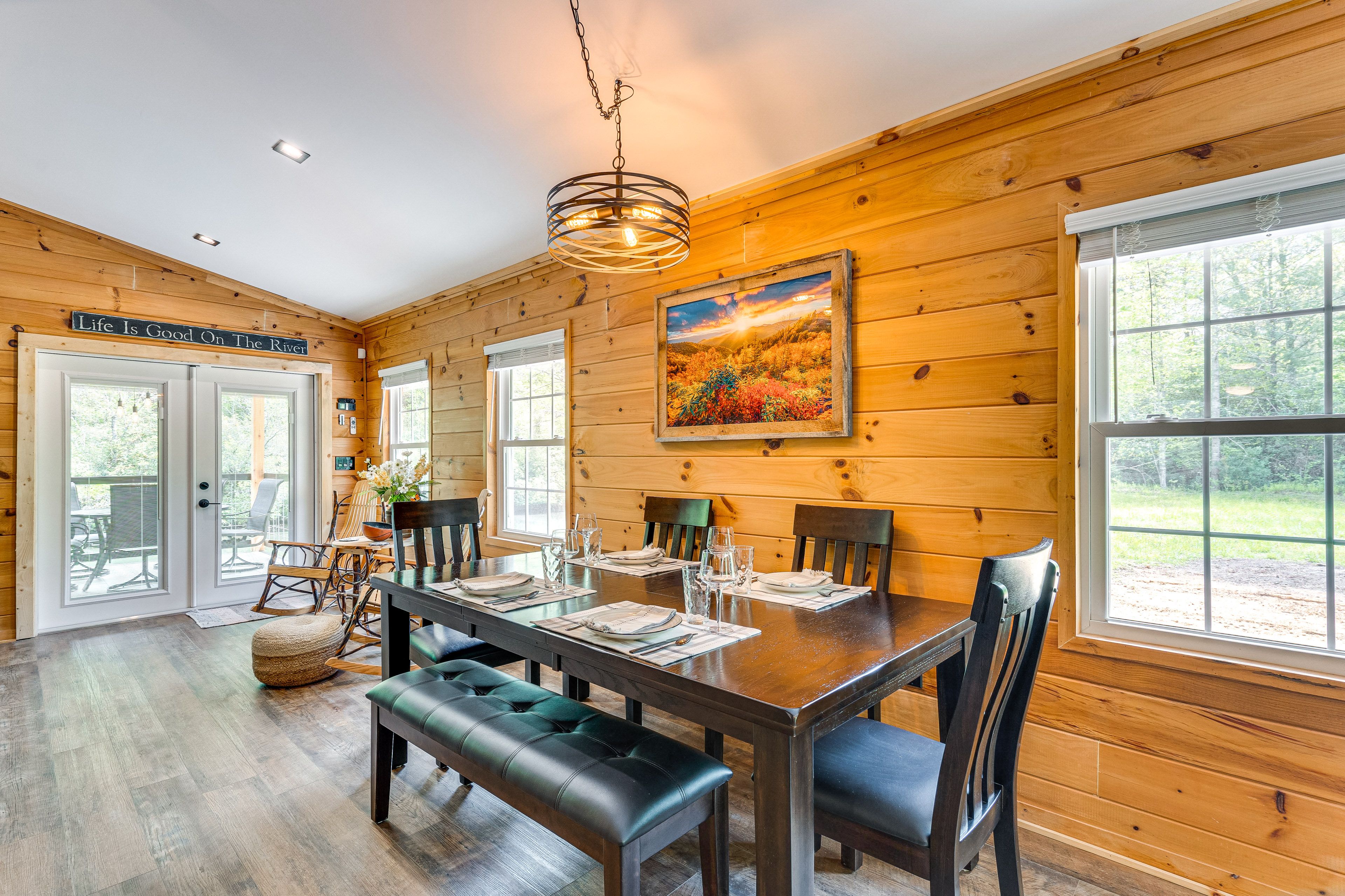 Dining Area | Dishware & Flatware