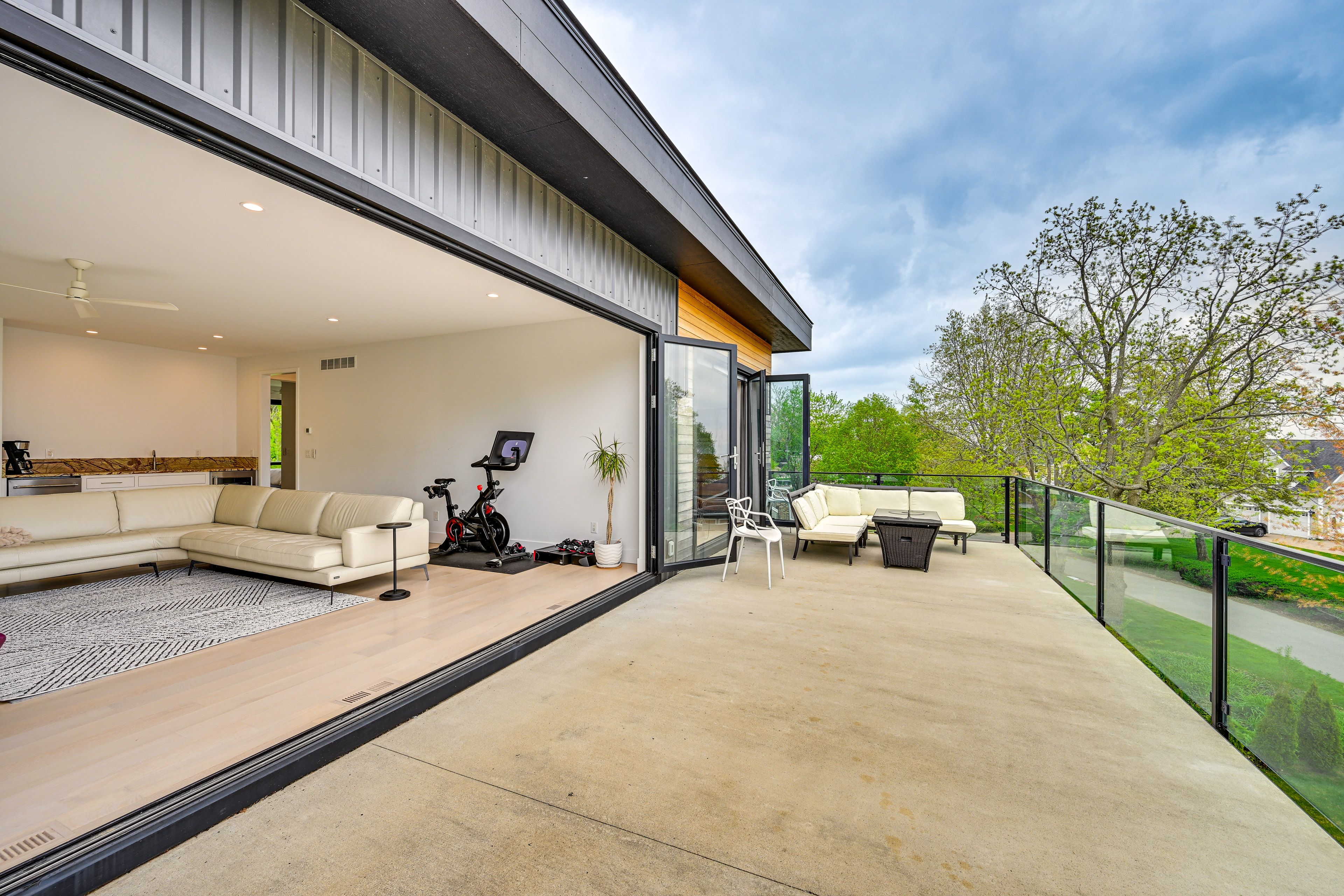 House Exterior | Upper Balcony