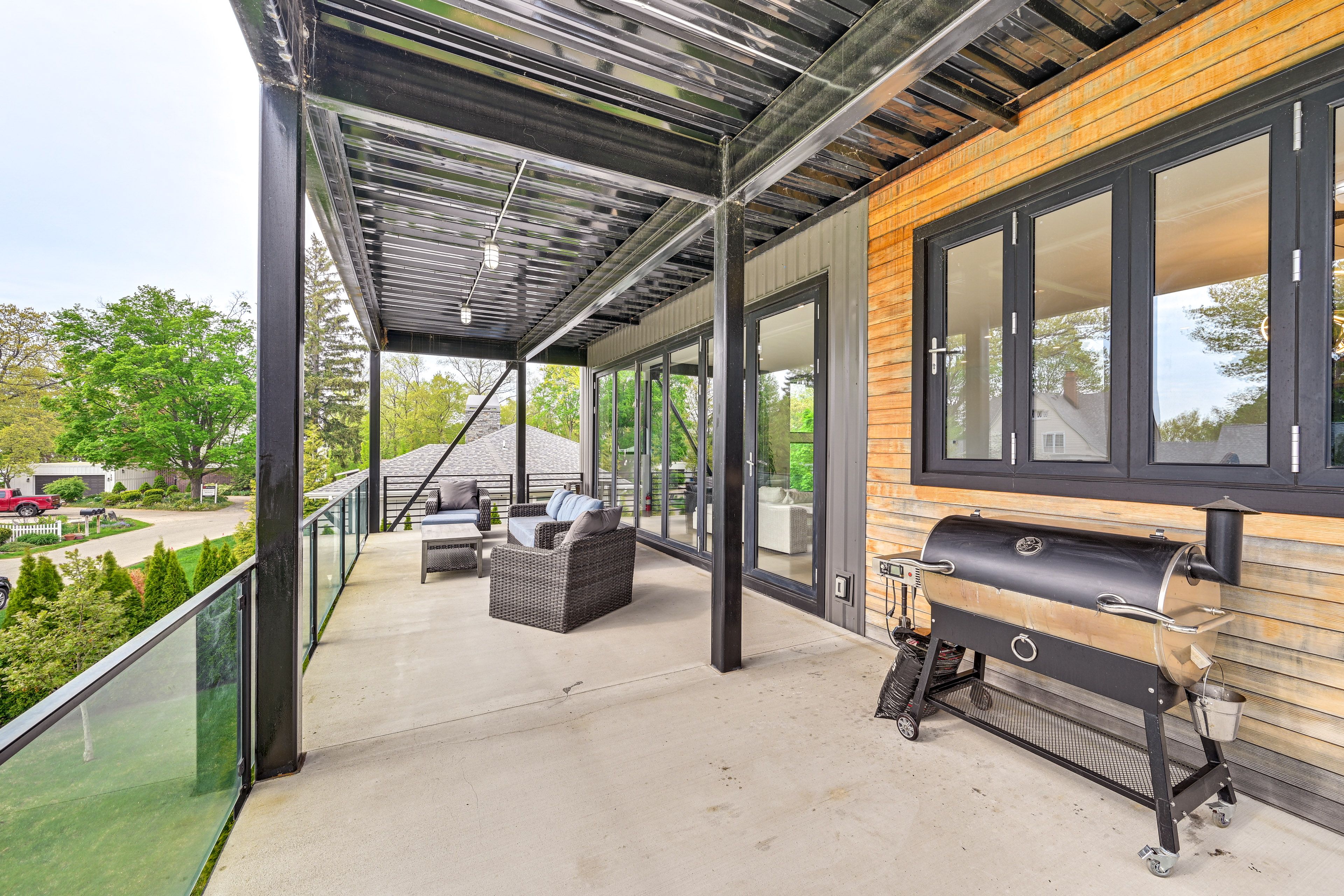 House Exterior | Main Balcony | Charcoal Grill/Smoker