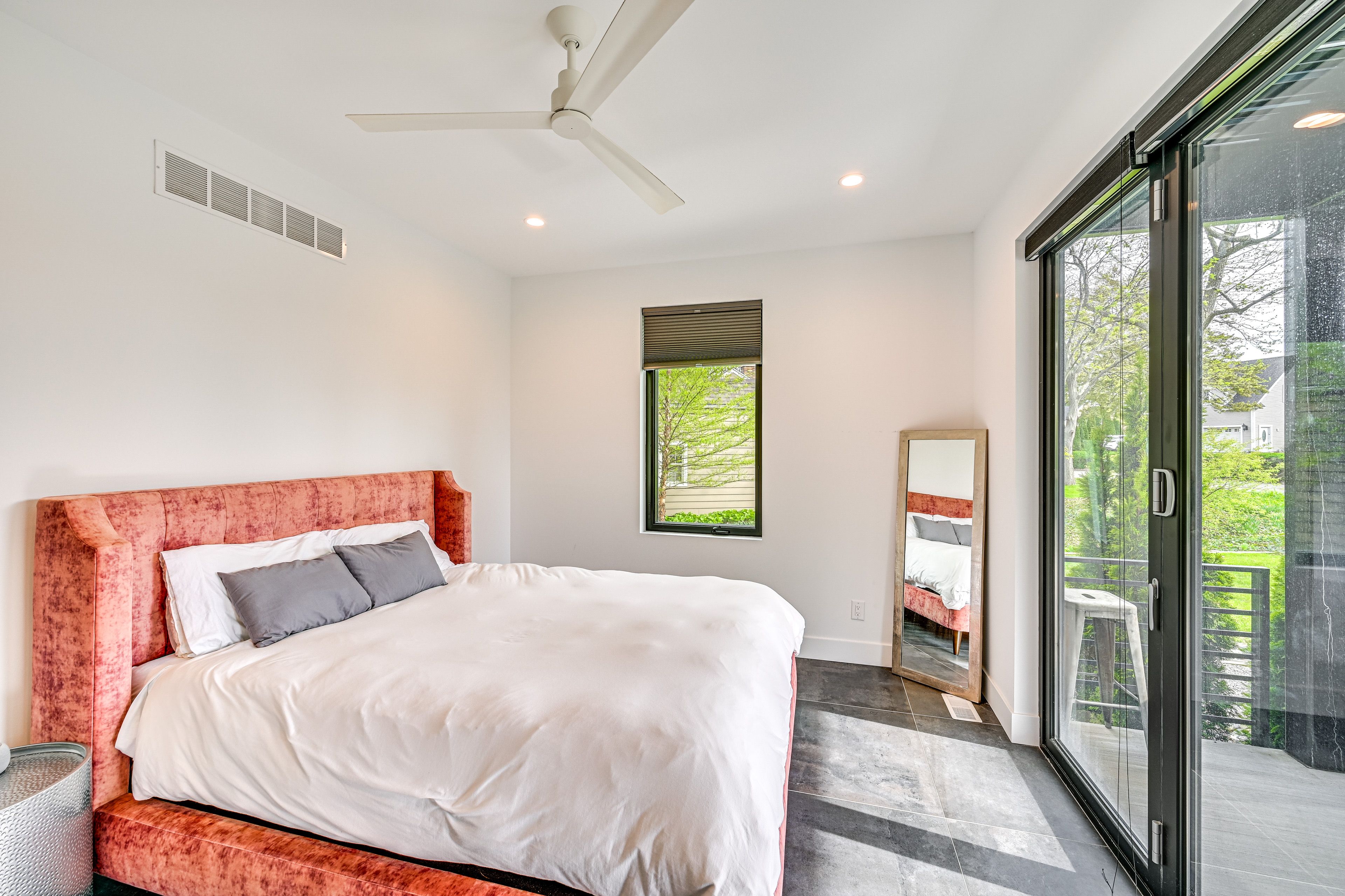 Bedroom 4 | Queen Bed | Lower Floor