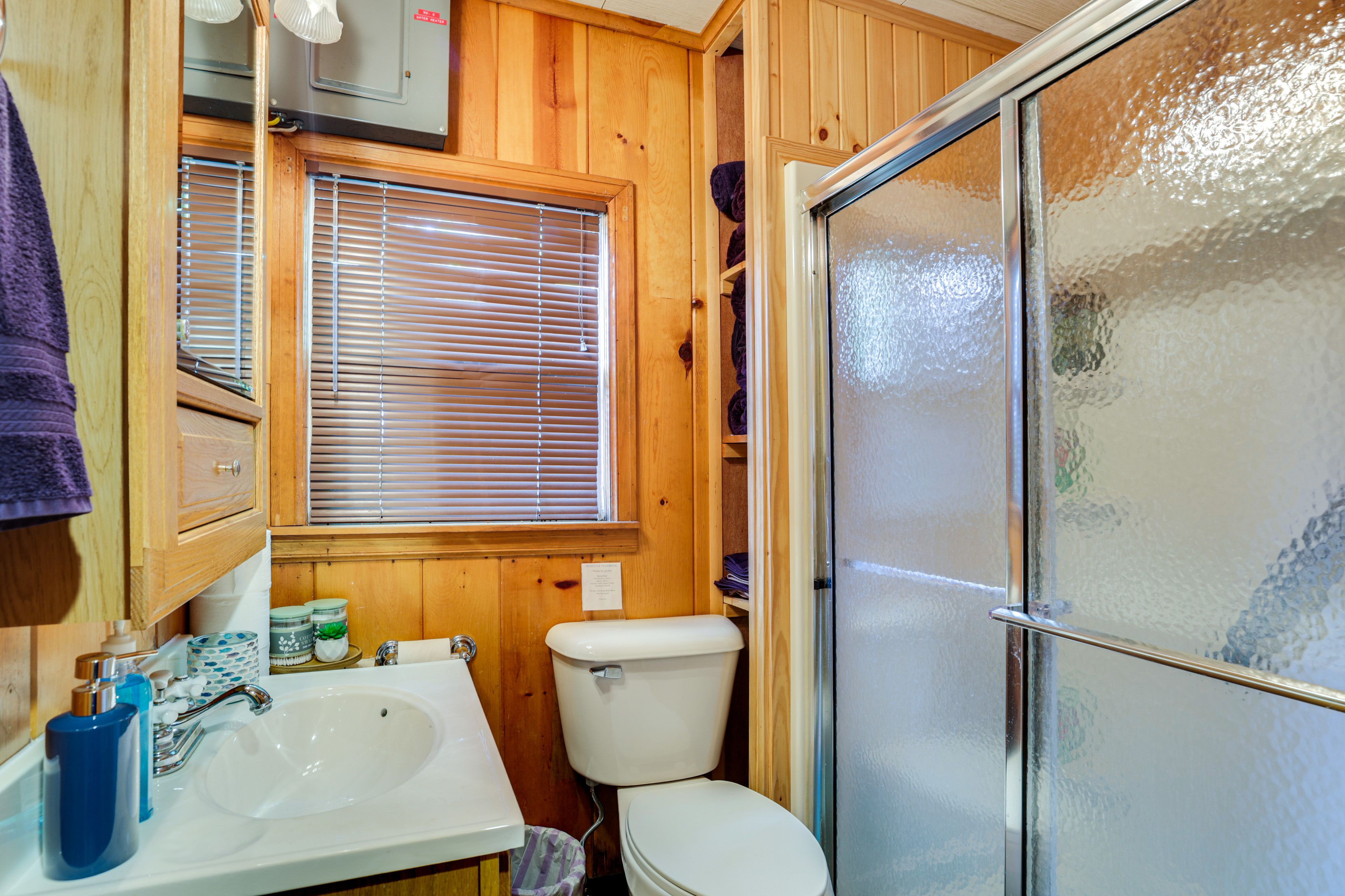 Bathroom | Towels Provided | 1st Floor