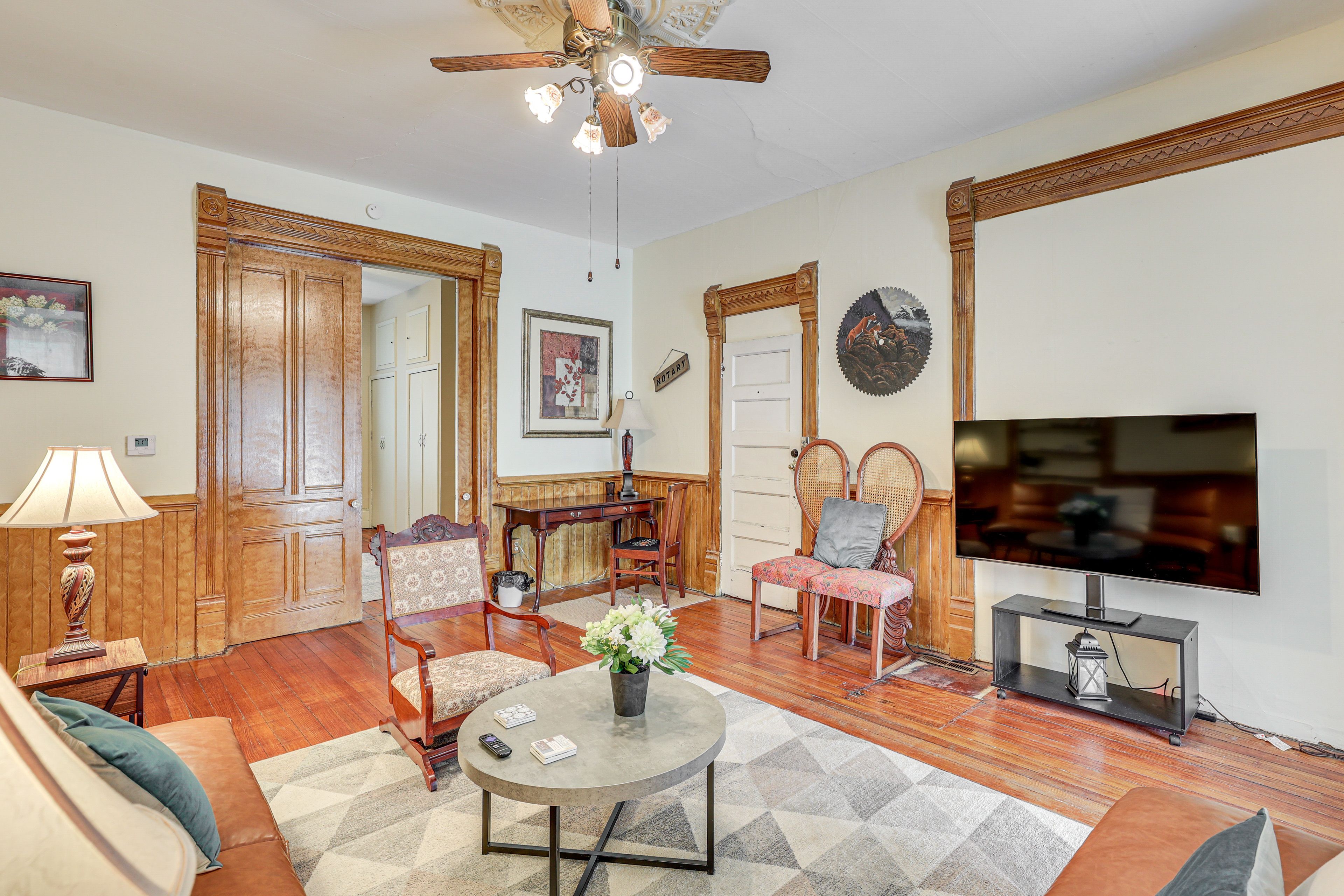 Living Room | 2 Full Futons | TV | Single-Story Unit
