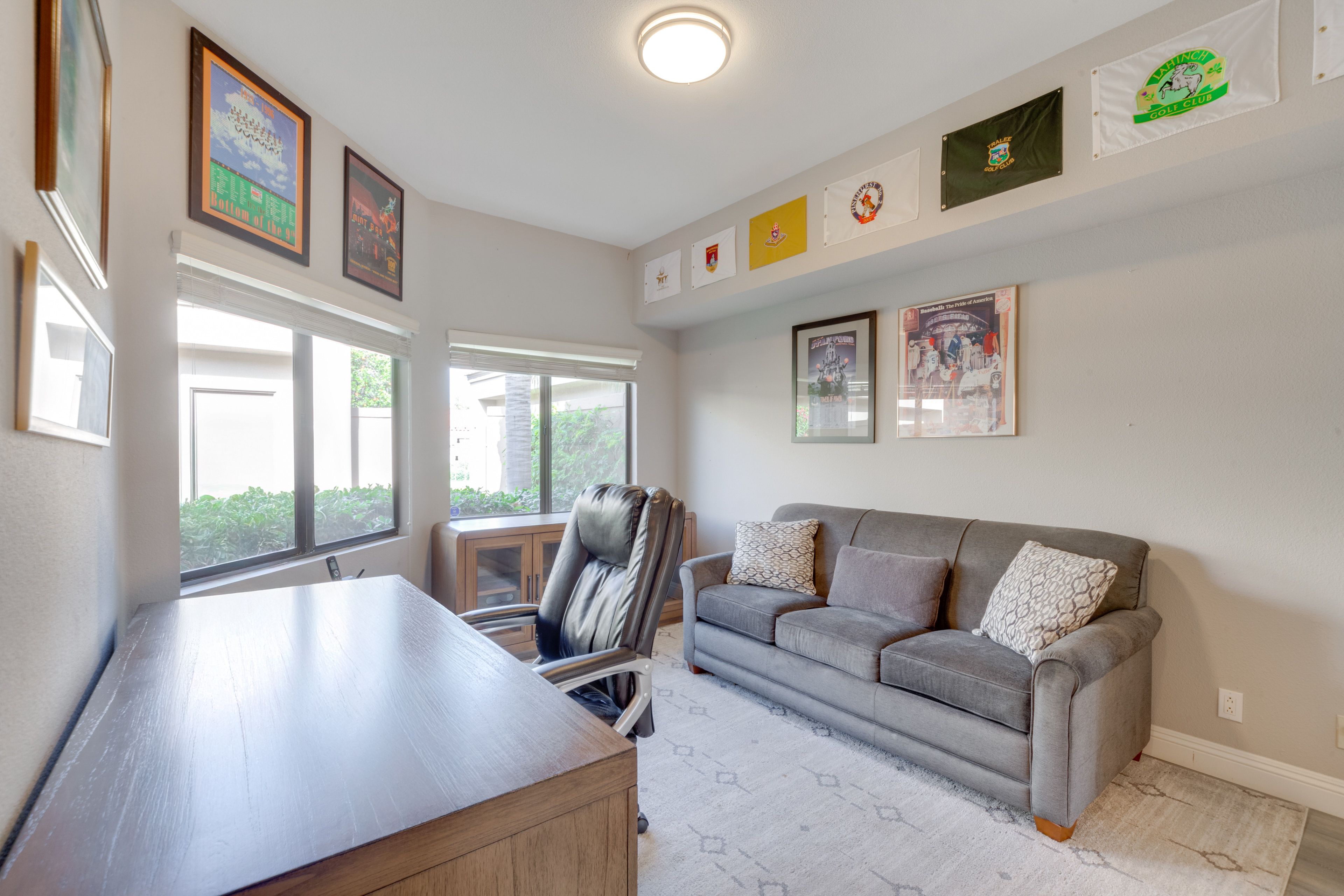 Office | Queen Sleeper Sofa | Free WiFi