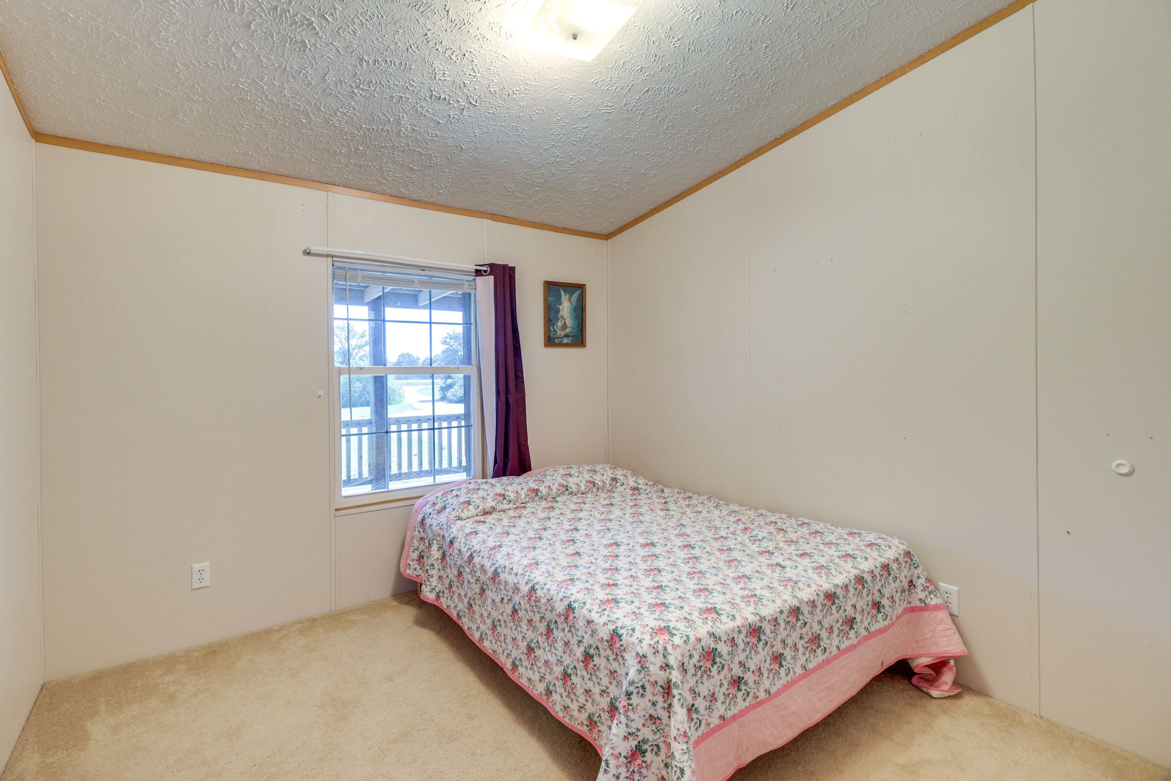 Bedroom 2 | Queen Bed