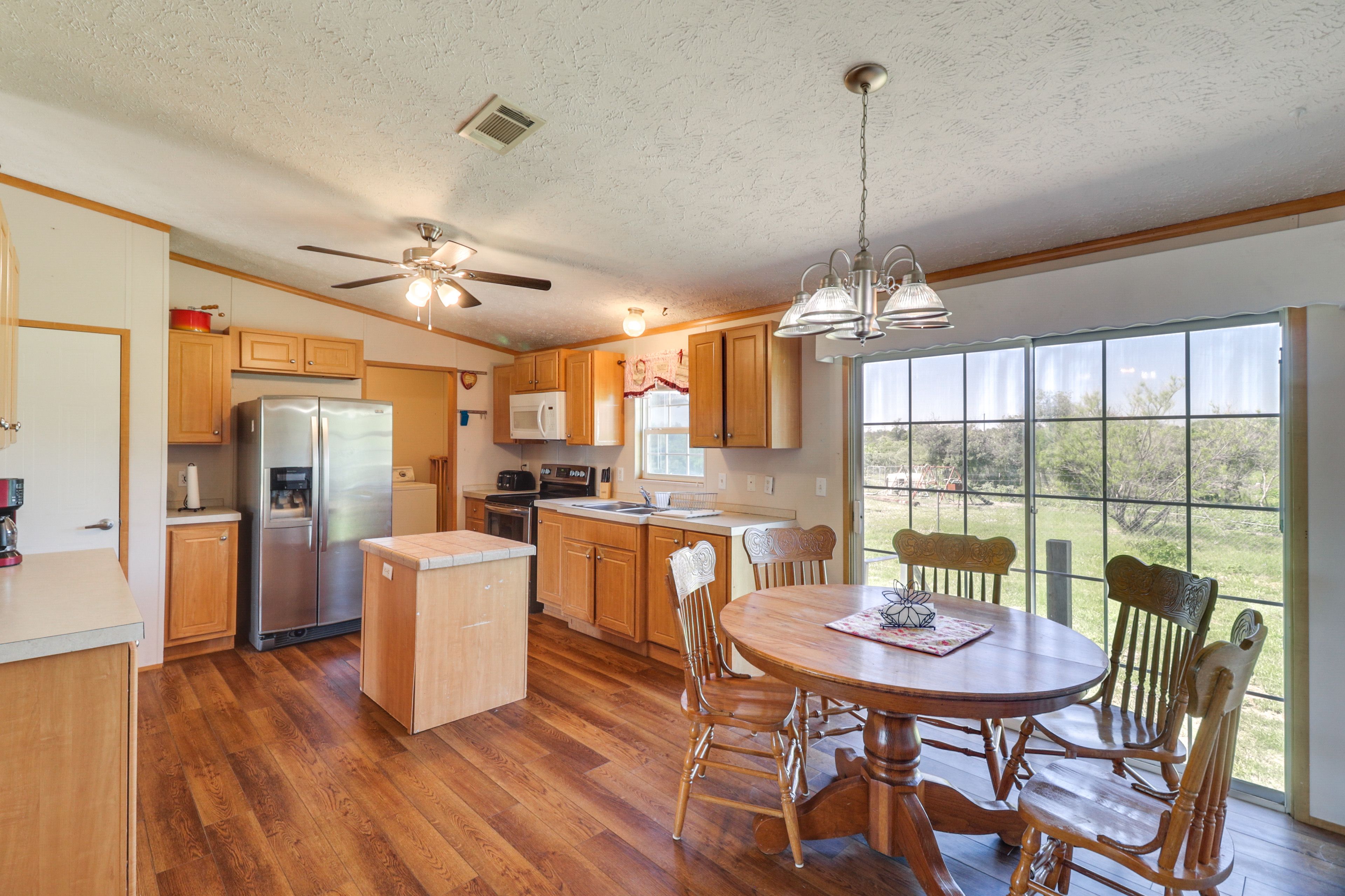 Kitchen | Dining Area | Cooking Basics