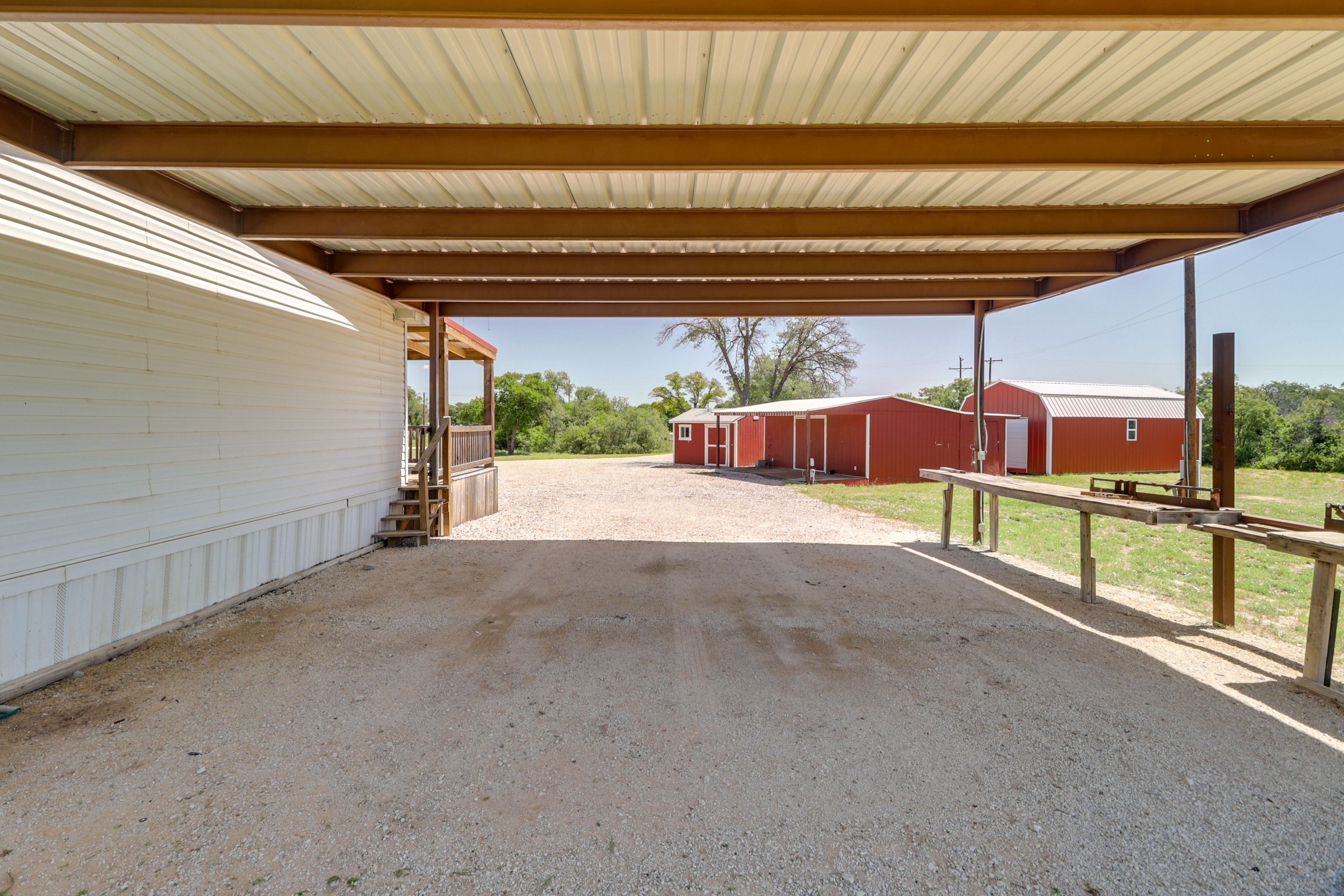 Parking | Carport (2 Vehicles) | Trailer Parking Available