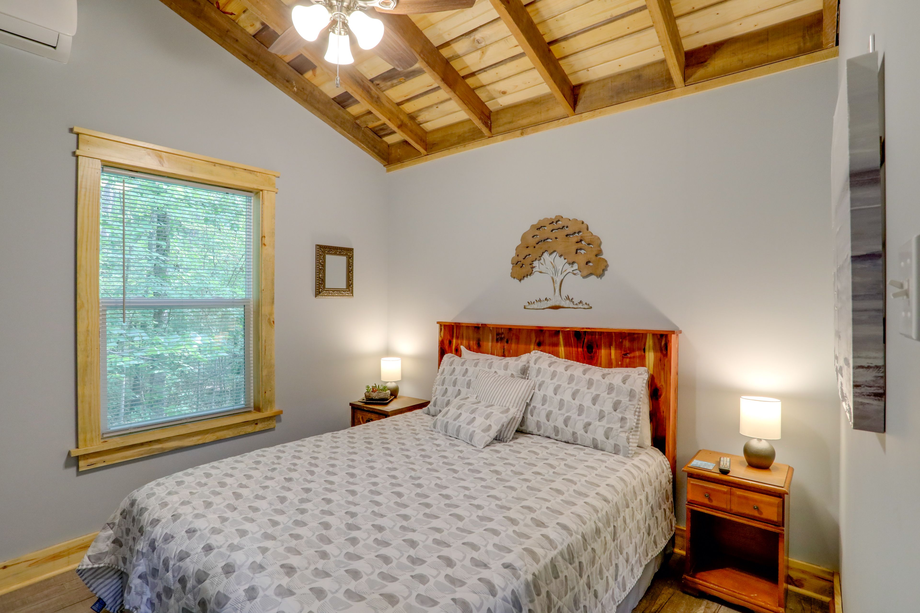 Bedroom 1 | Queen Bed | Linens Provided | Smart TV